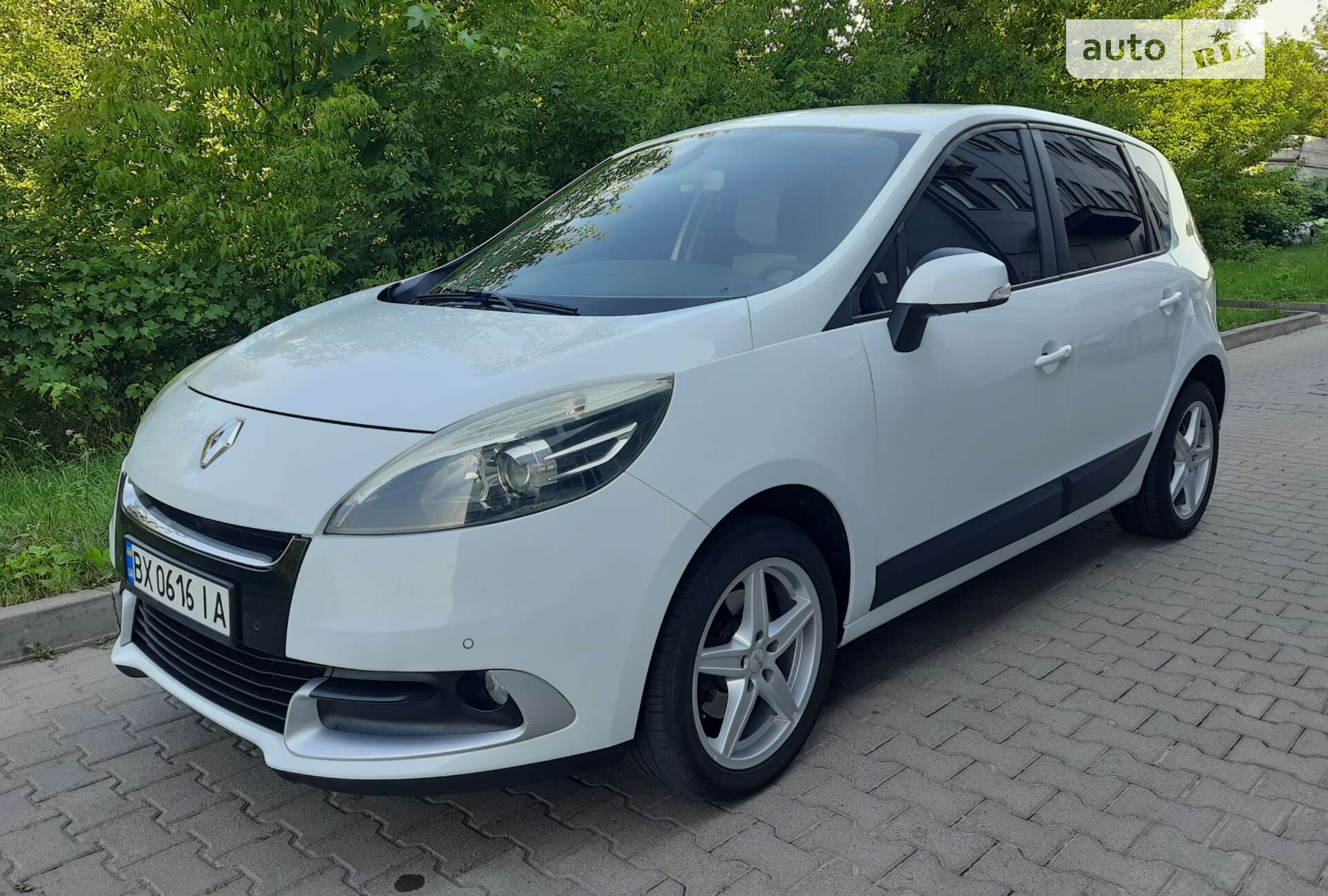 RENAULT MEGANE SCENIC 2012