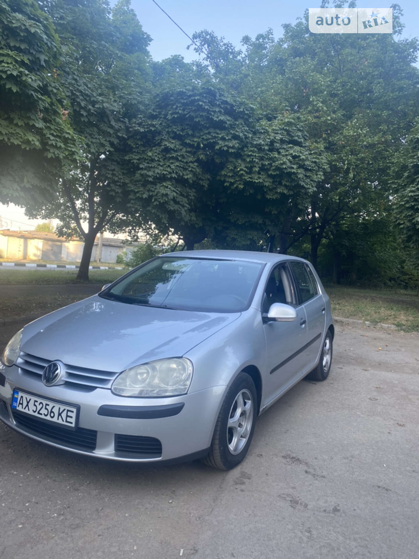 VOLKSWAGEN GOLF 2005