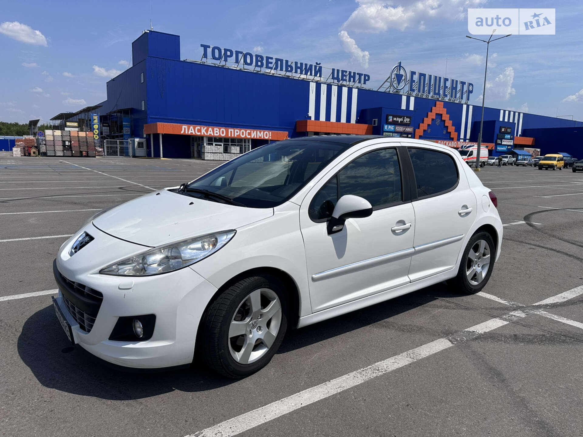 Peugeot 207 2012