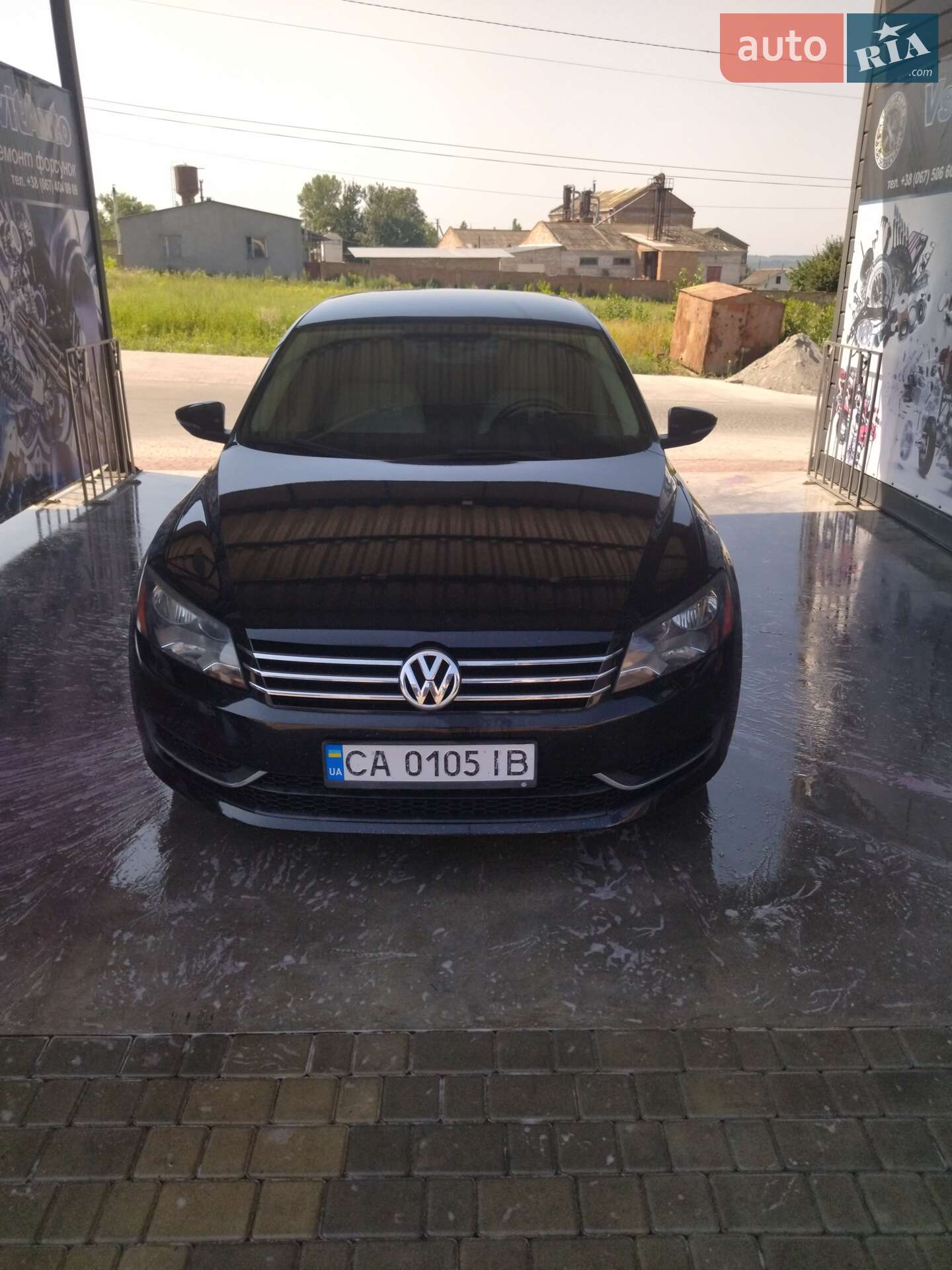 VOLKSWAGEN PASSAT 2011