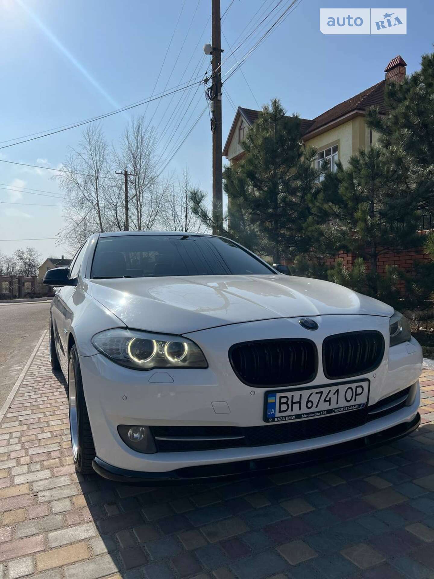 BMW 523I 2010