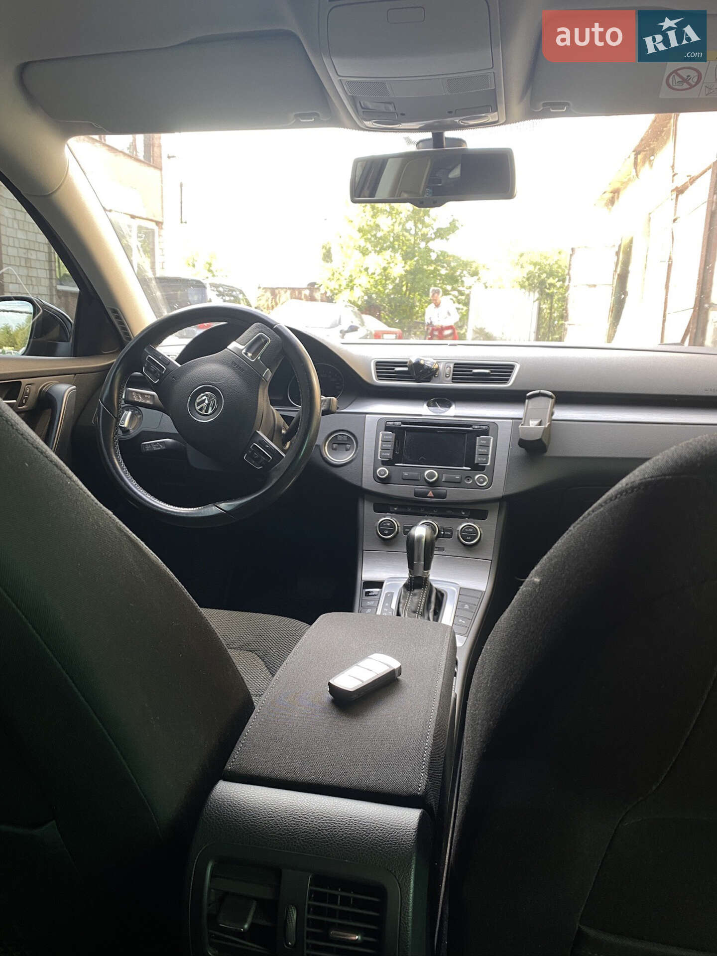 VOLKSWAGEN PASSAT 2014