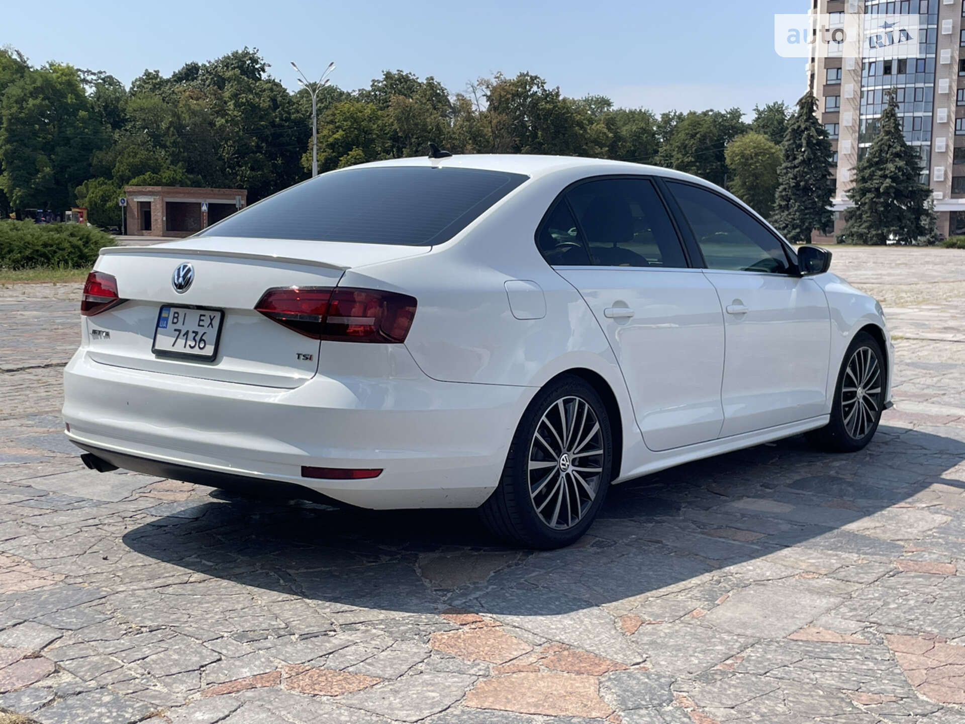 VOLKSWAGEN JETTA 2016