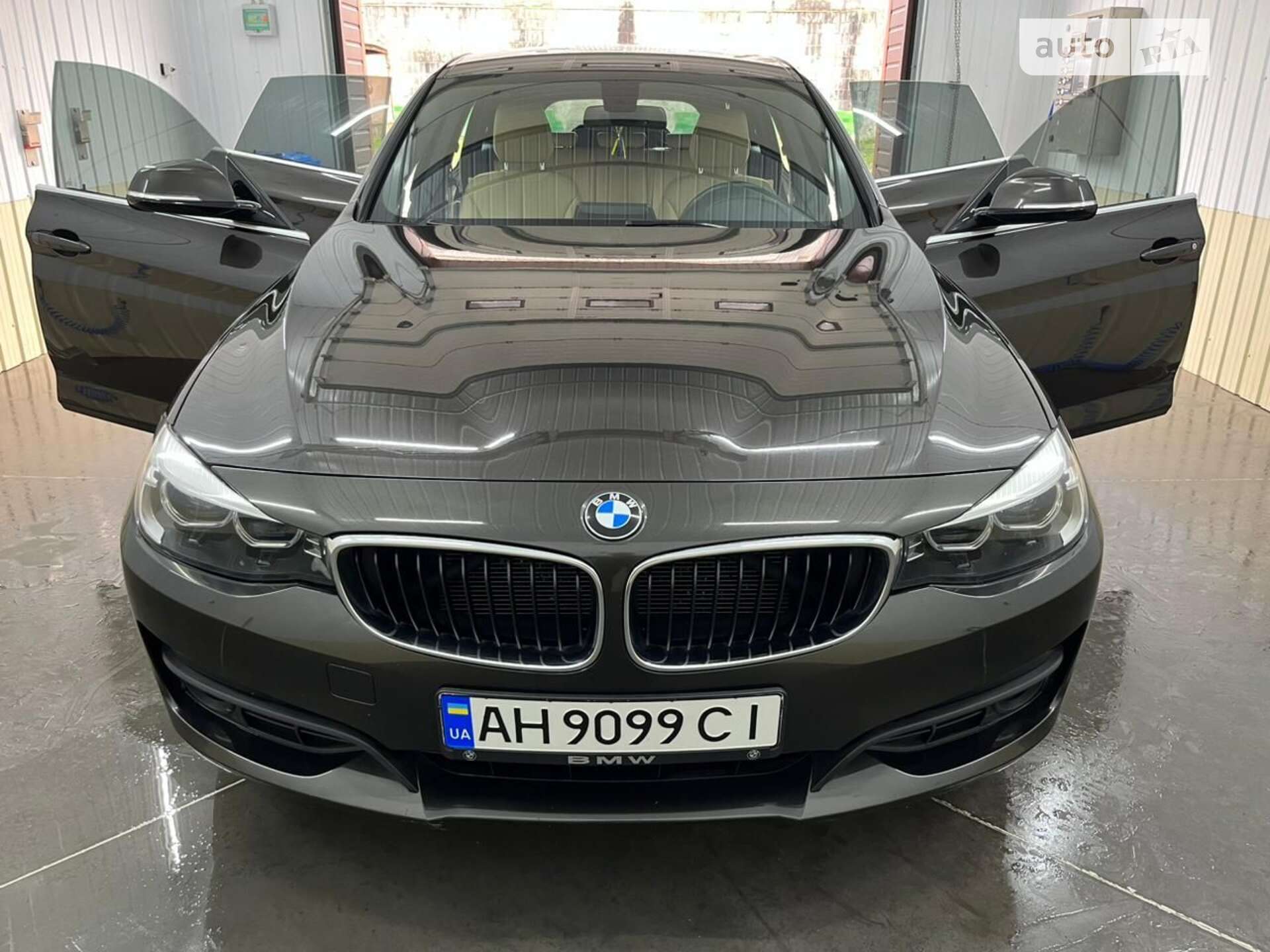 BMW 318D 2016