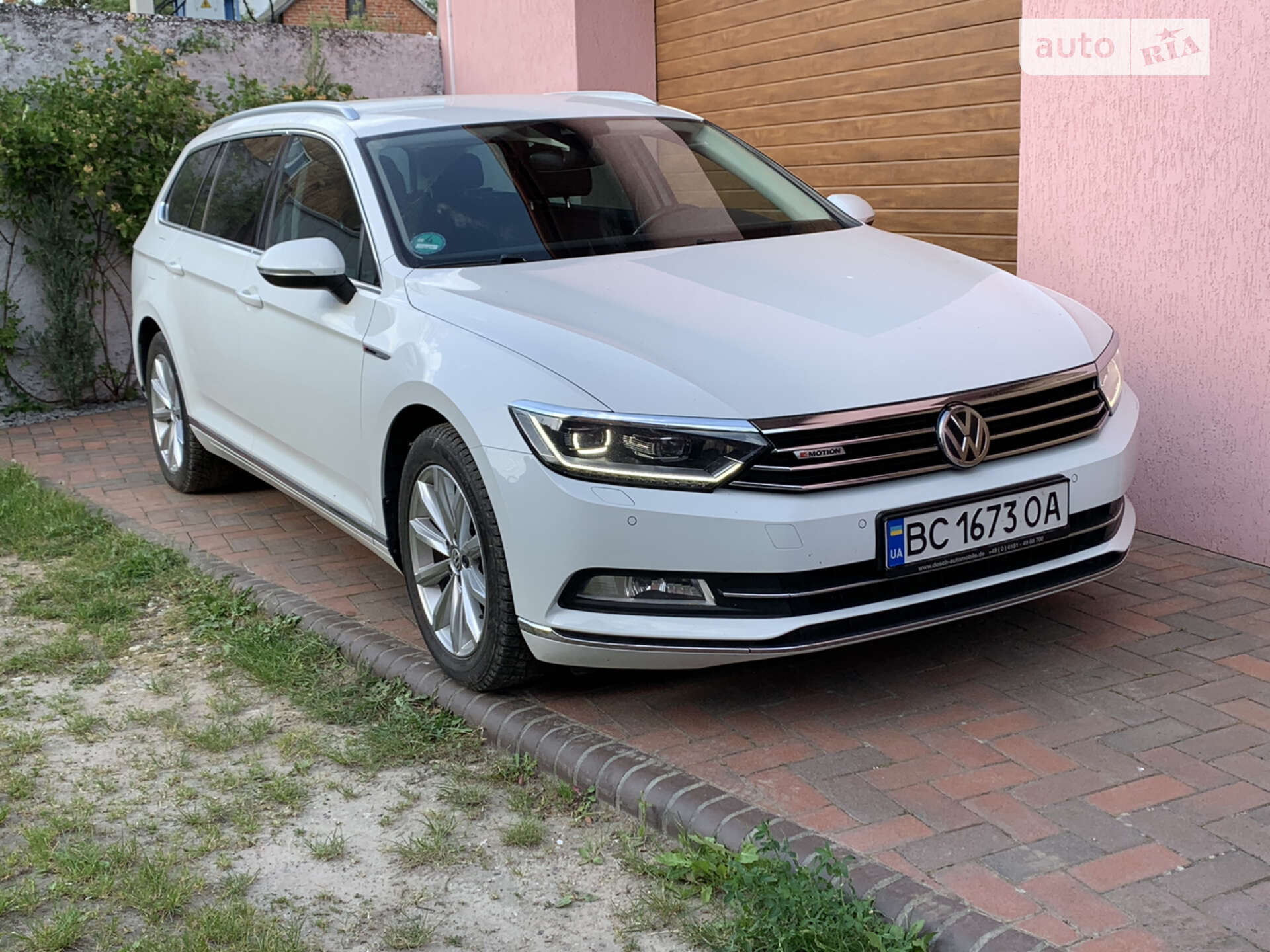 VOLKSWAGEN PASSAT 2018