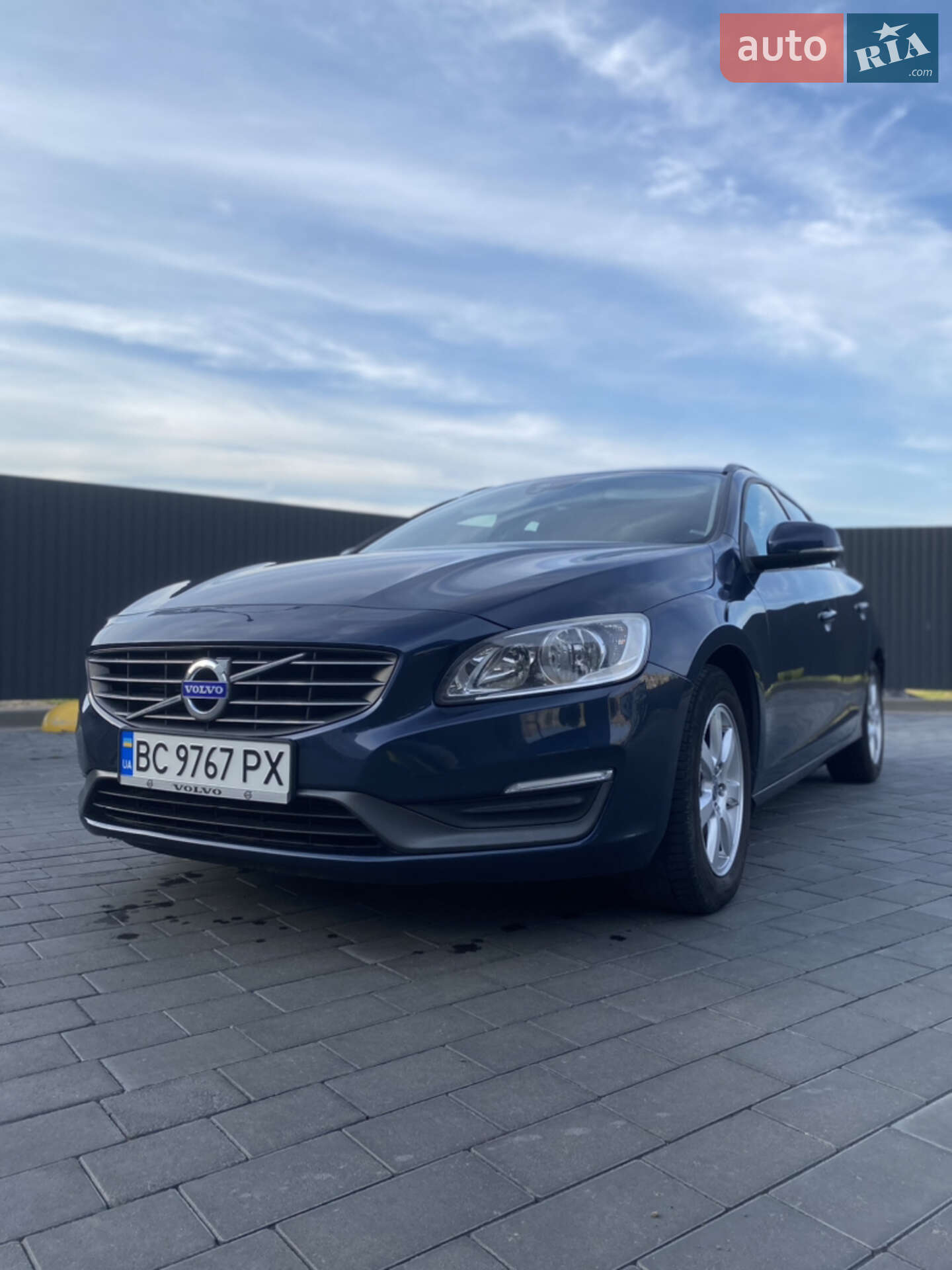VOLVO V60 2013