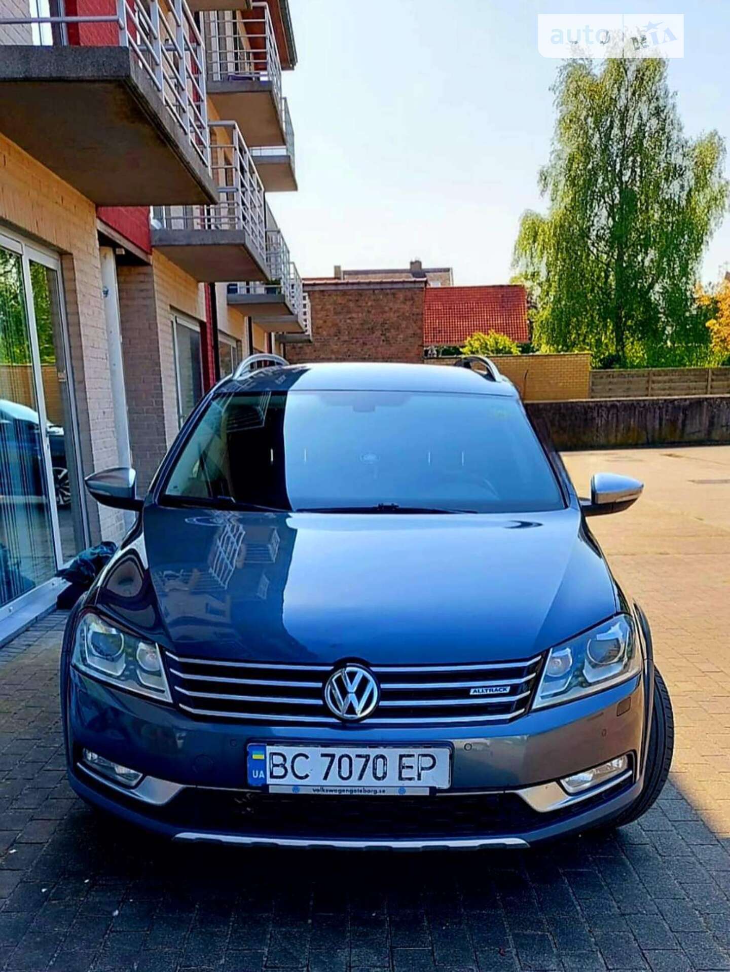 VOLKSWAGEN PASSAT 2013