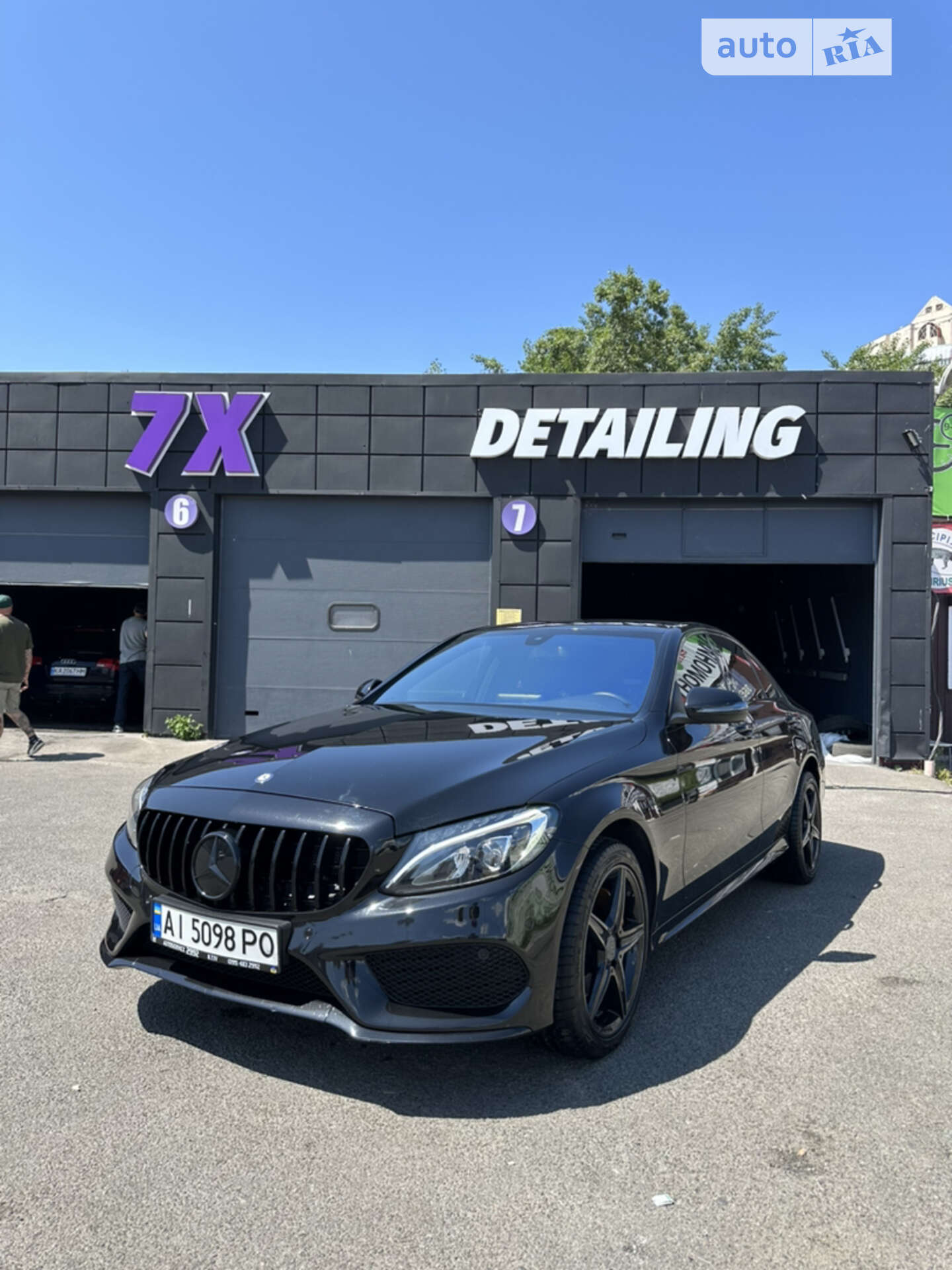 MERCEDES-BENZ C 180 2015