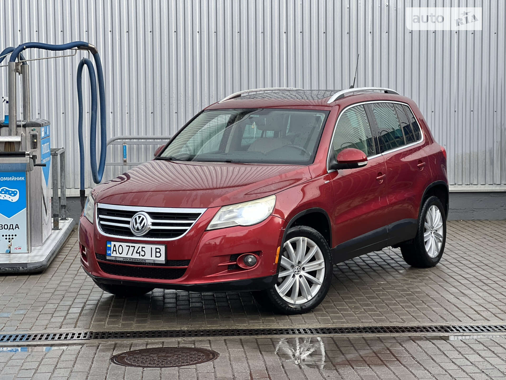 VOLKSWAGEN TIGUAN 2010