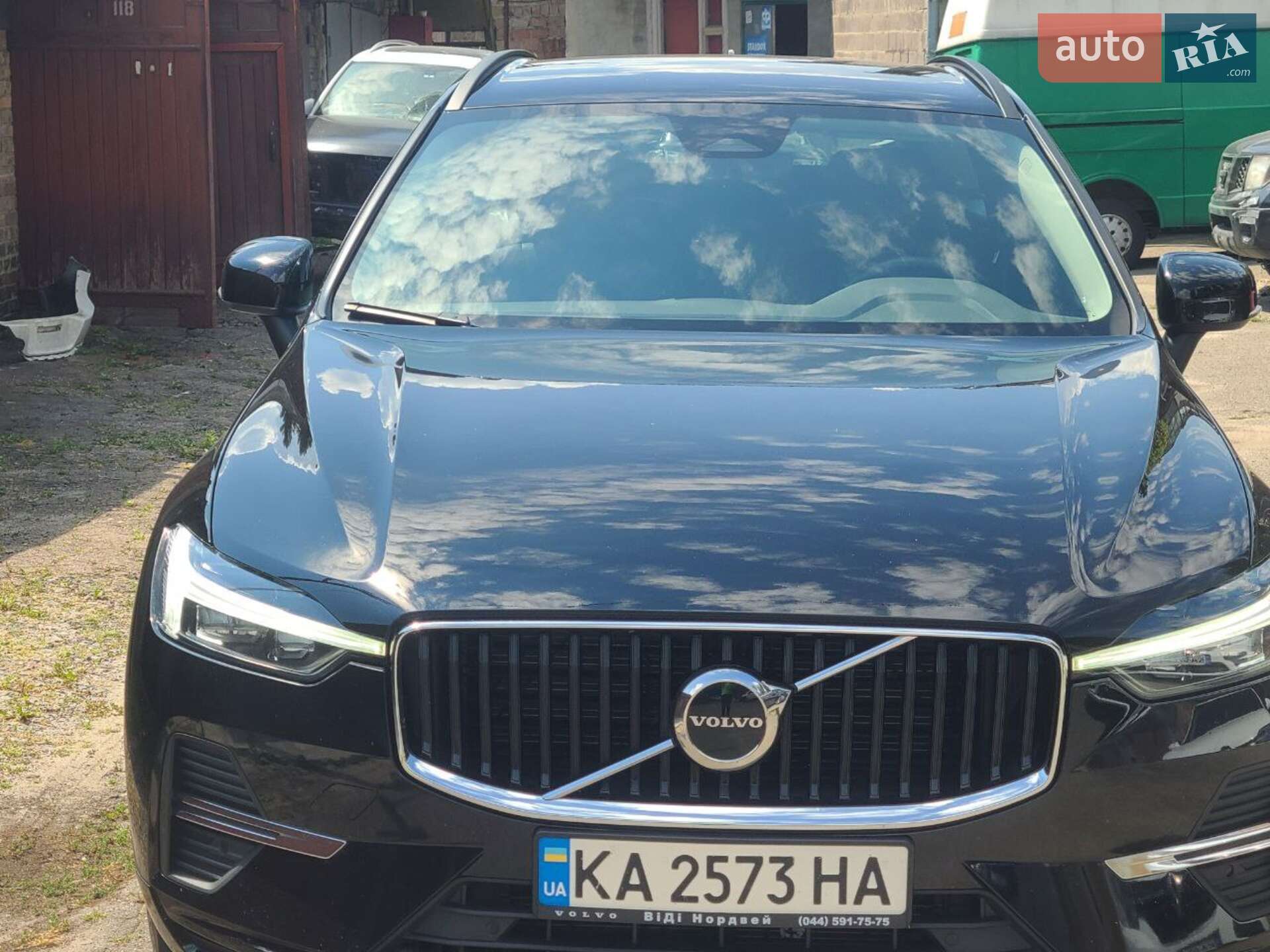 VOLVO XC60 2021