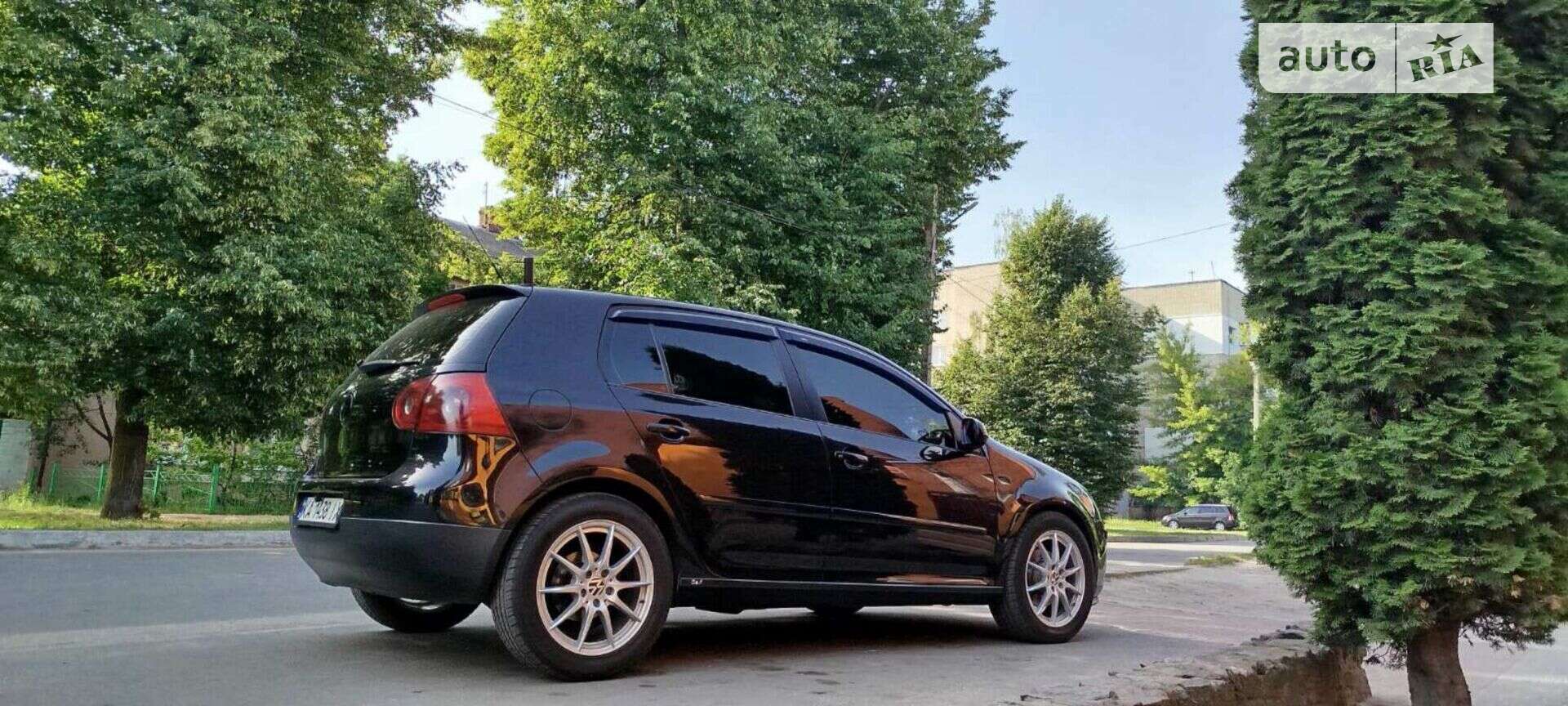 VOLKSWAGEN GOLF 2005
