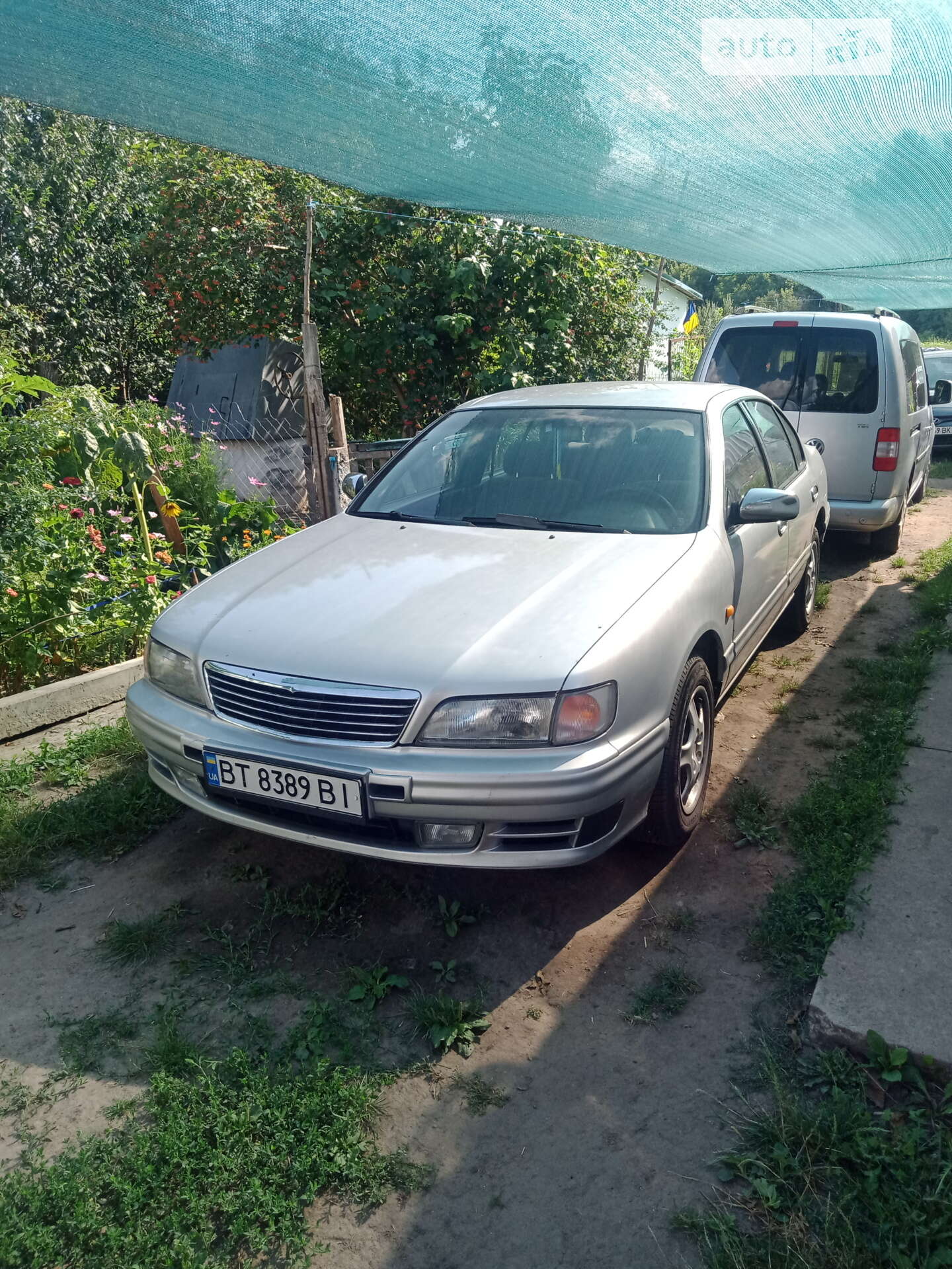 NISSAN MAXIMA 1998