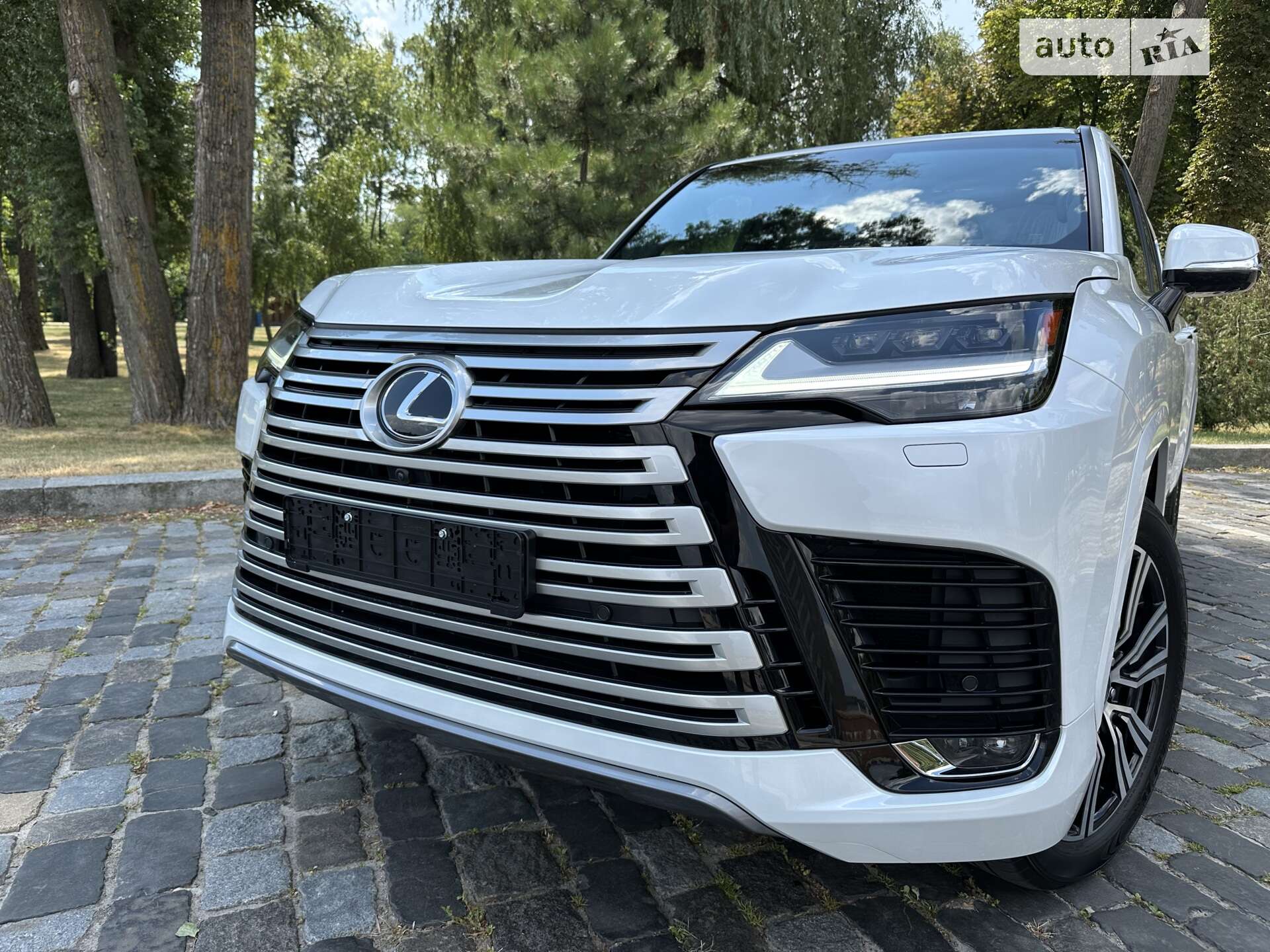 LEXUS LX 600 2022