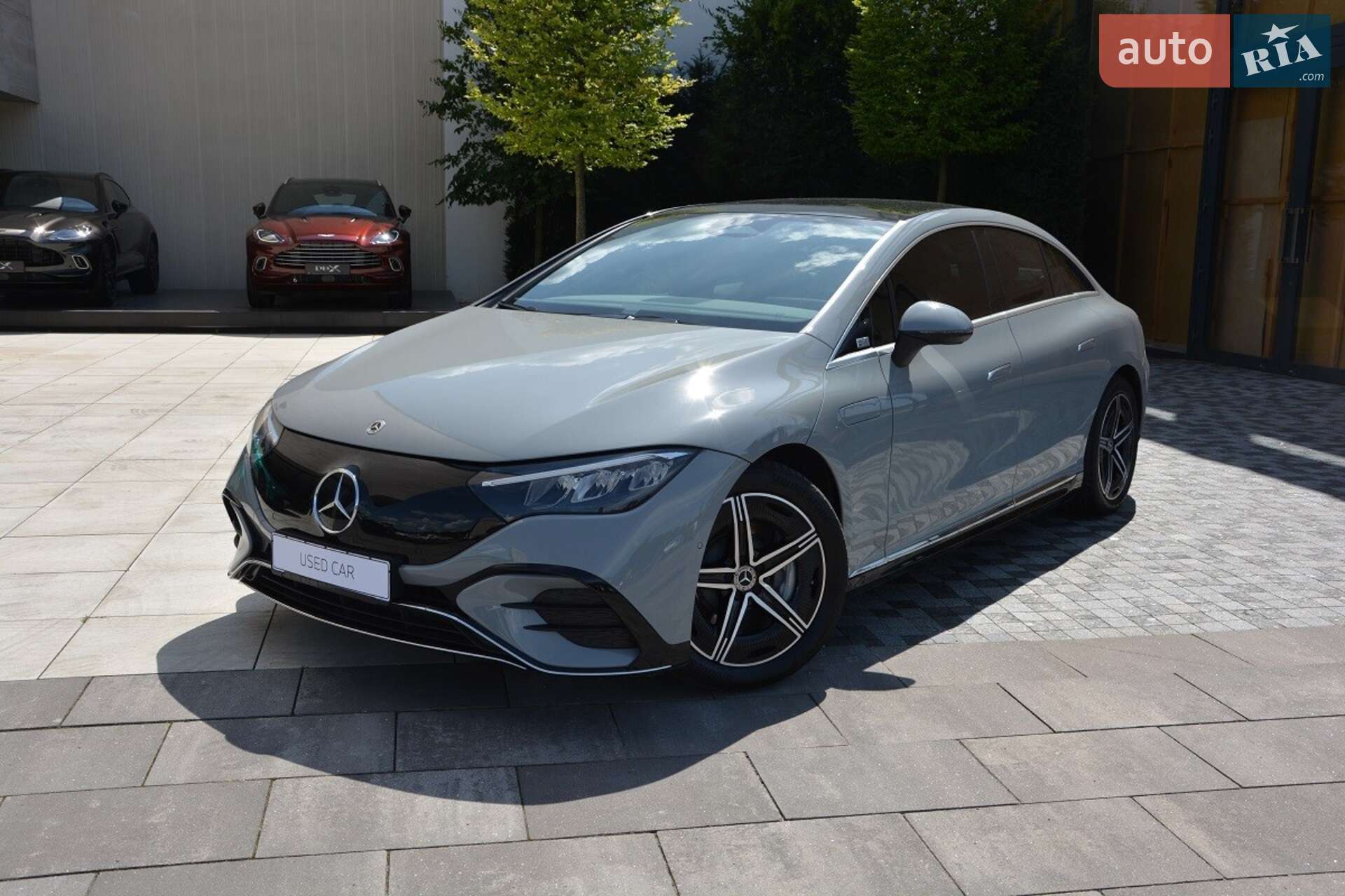 MERCEDES-BENZ EQE 350 2022