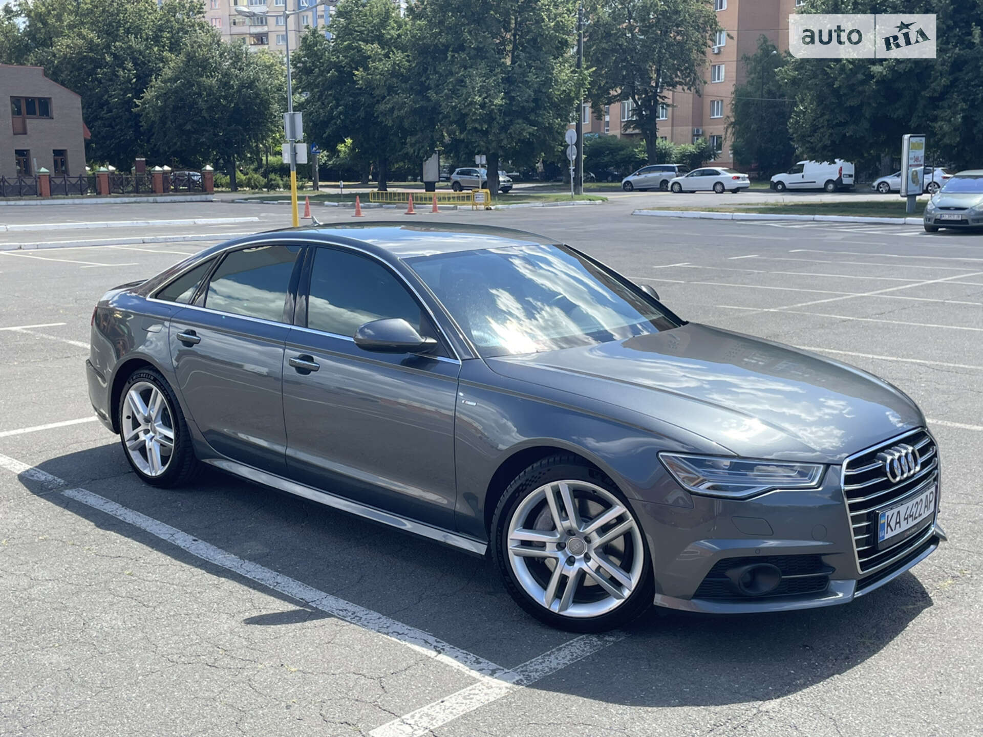 AUDI A6