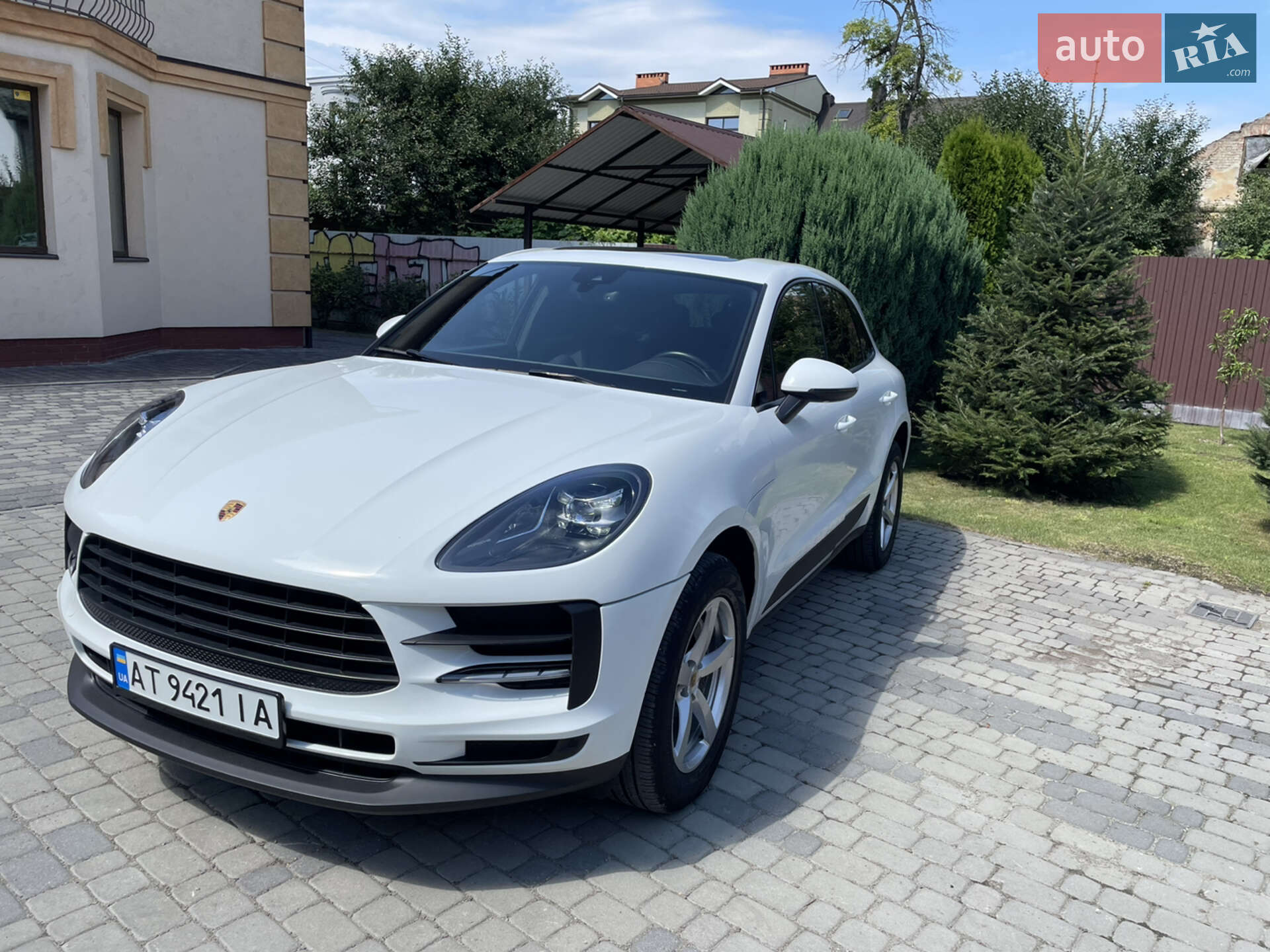 PORSCHE MACAN 2021