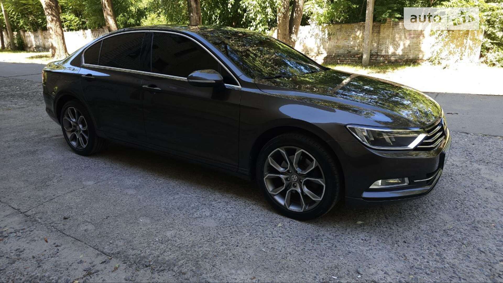 VOLKSWAGEN PASSAT 2015