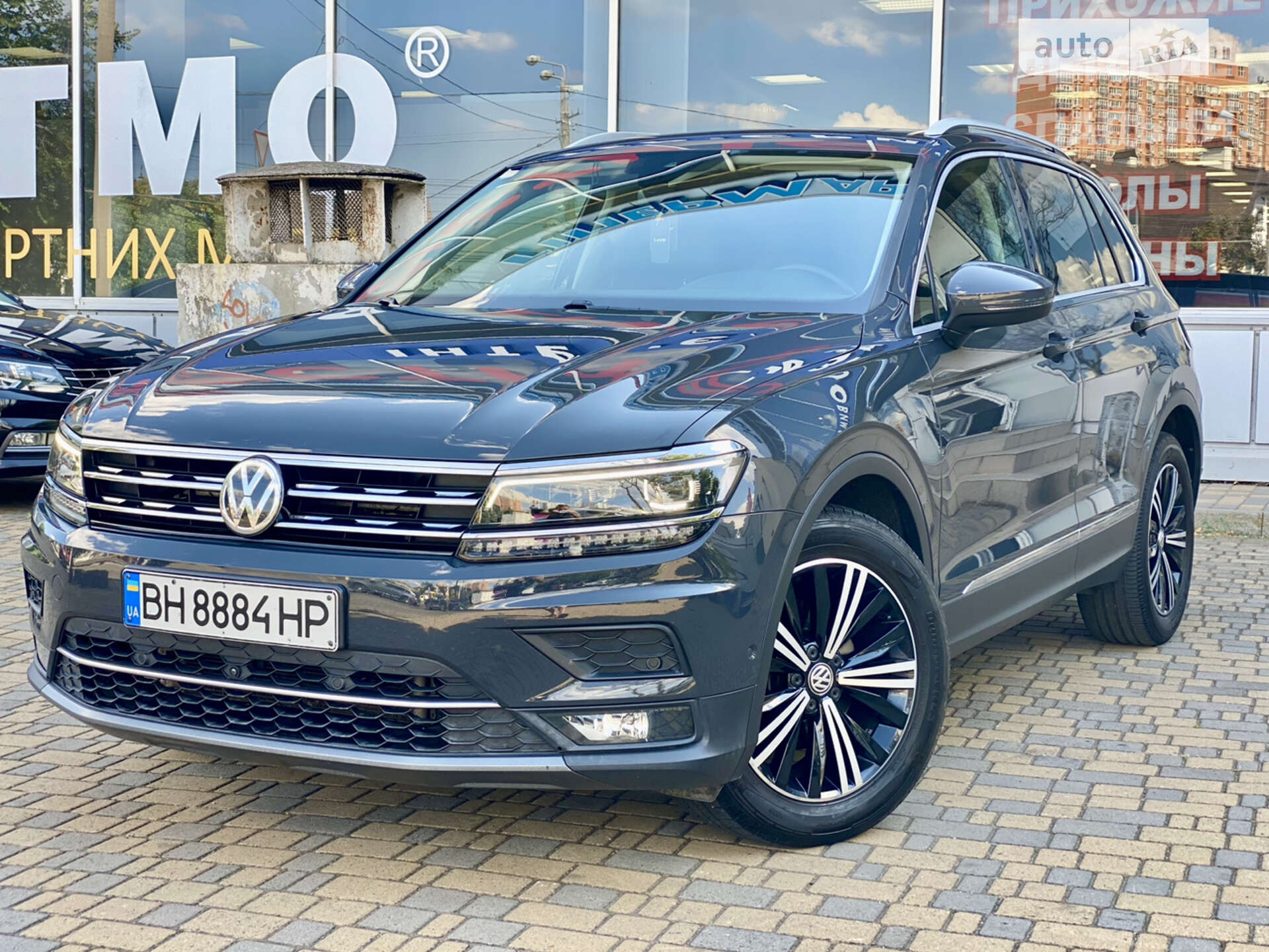 VOLKSWAGEN TIGUAN 2018