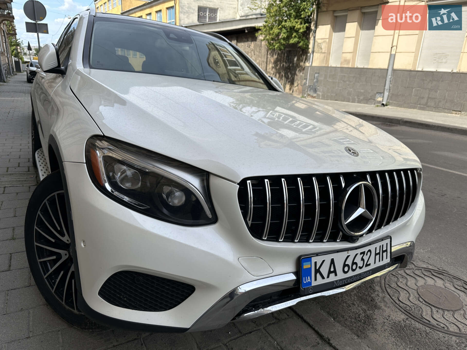 MERCEDES-BENZ GLC 300 2017
