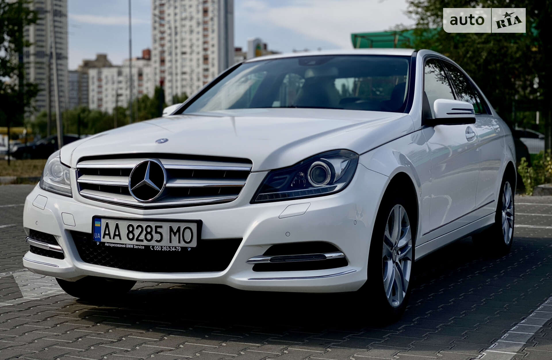 MERCEDES-BENZ C 180 2012