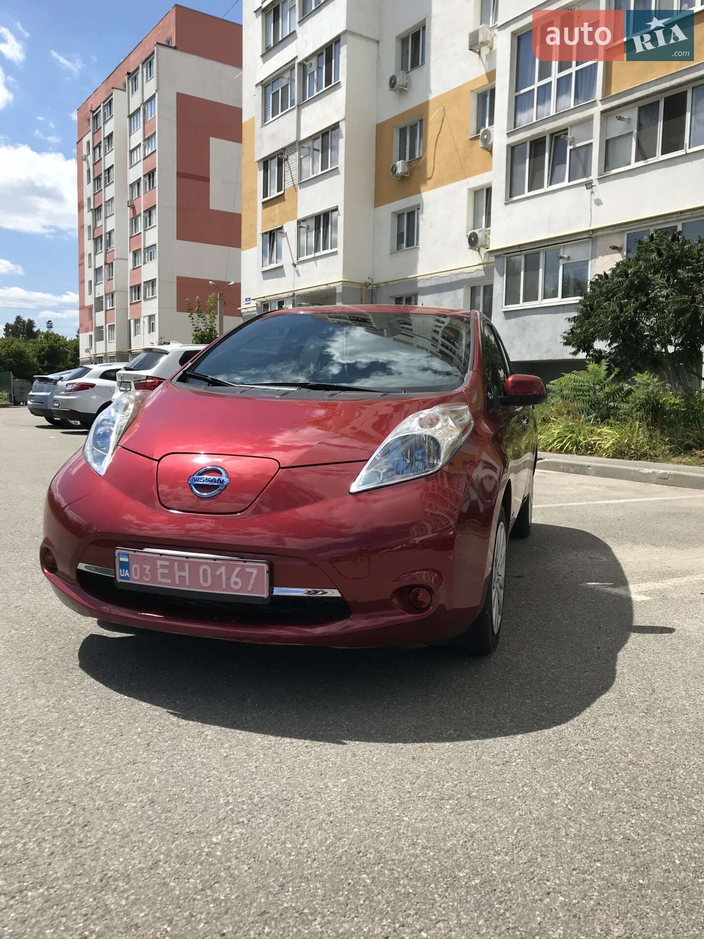 NISSAN LEAF 2013