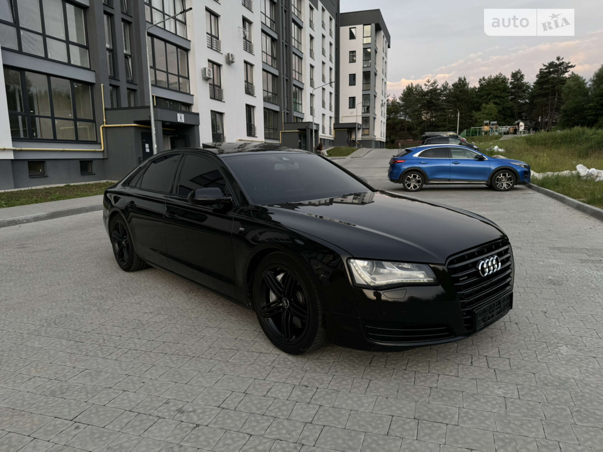 AUDI A8
