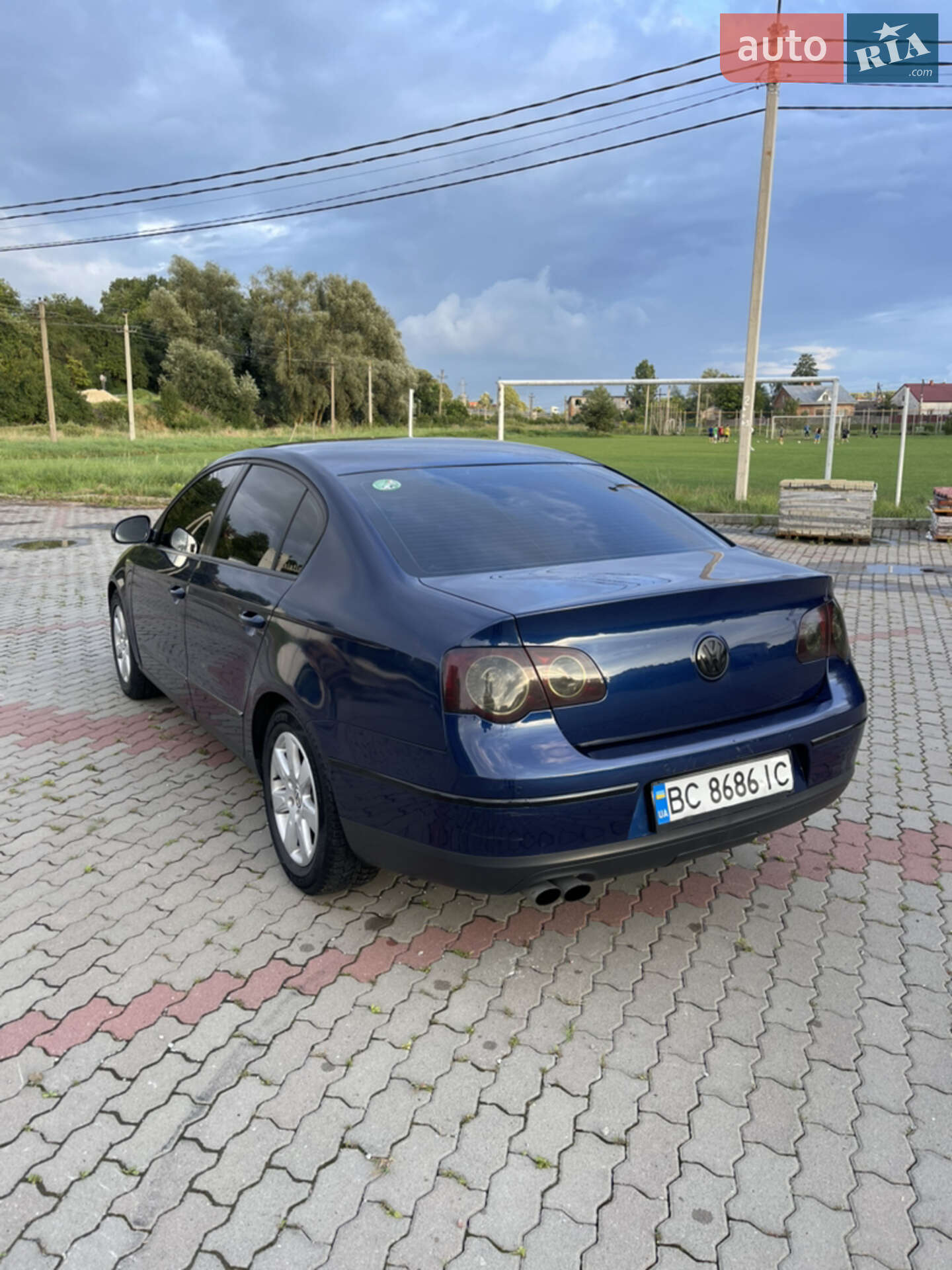 VOLKSWAGEN PASSAT 2009