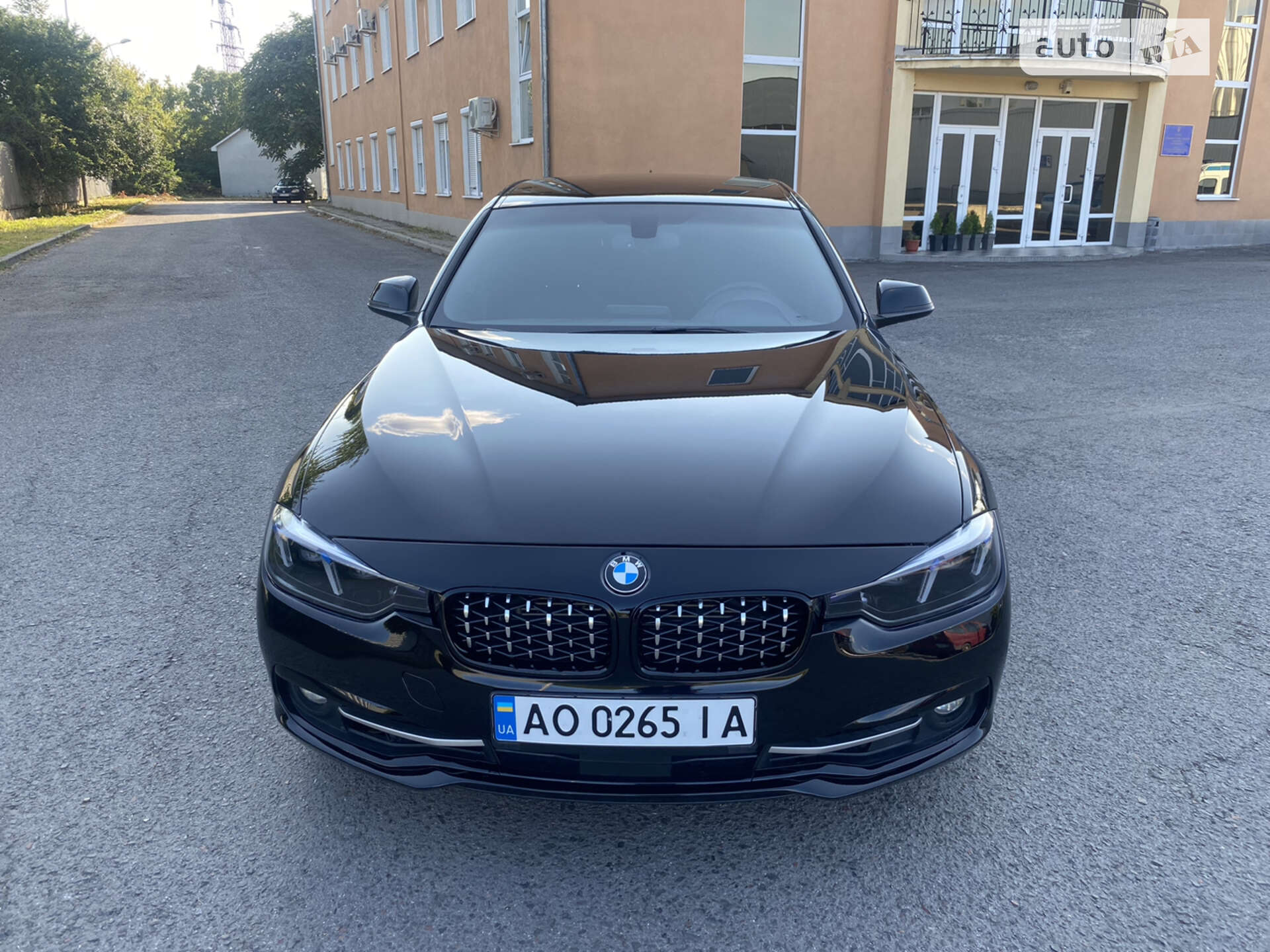 BMW 330Е 2018