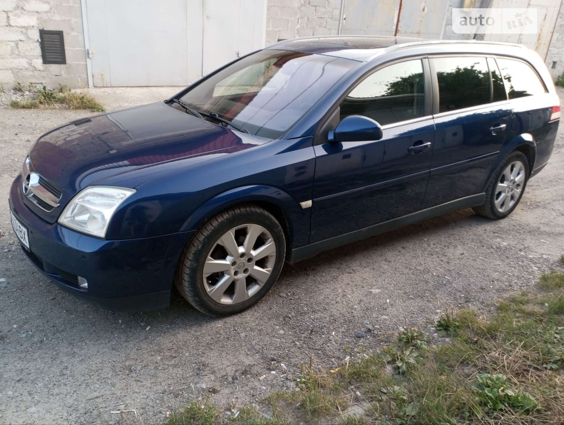 OPEL VECTRA 2003