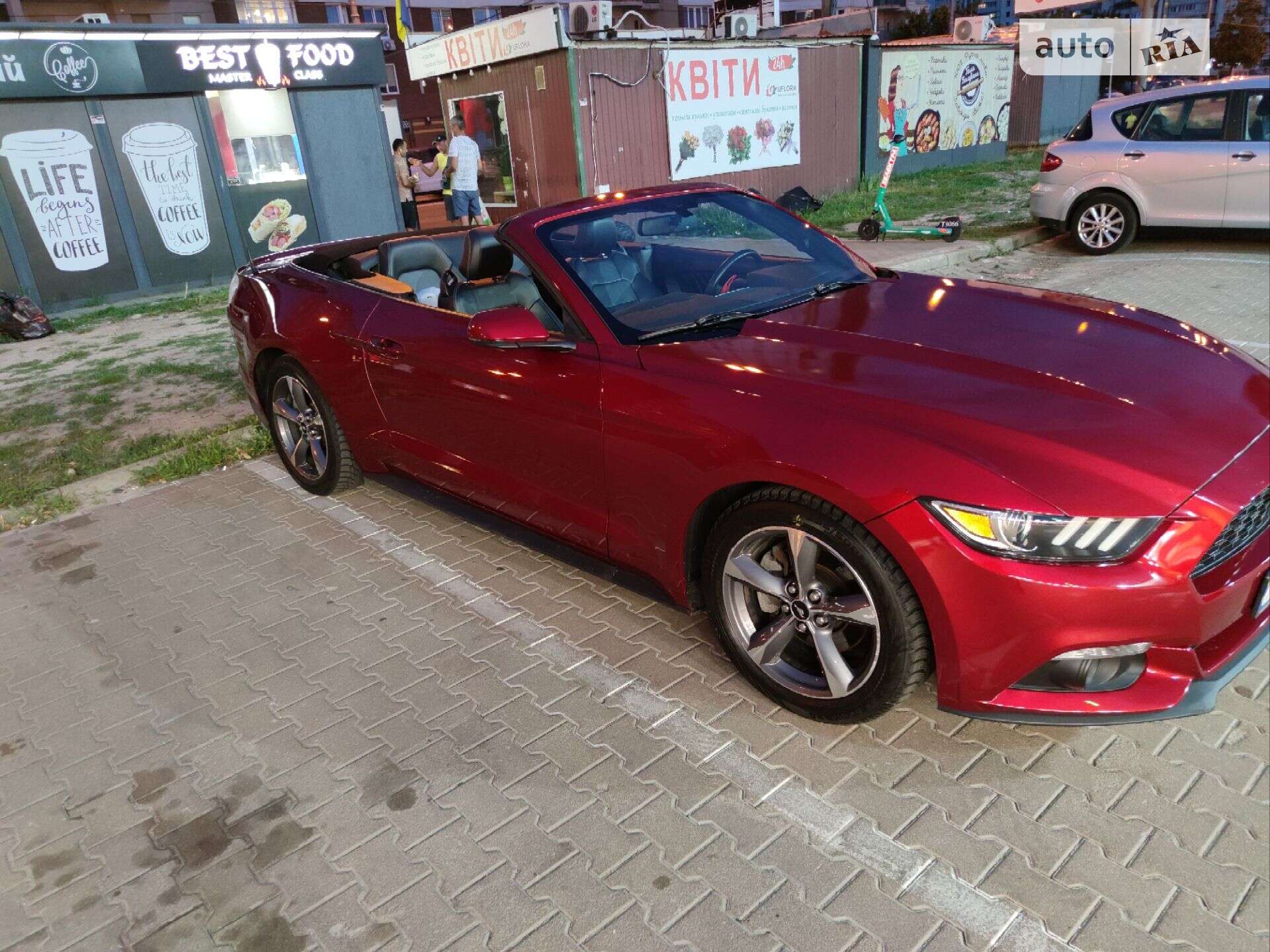 FORD MUSTANG 2015