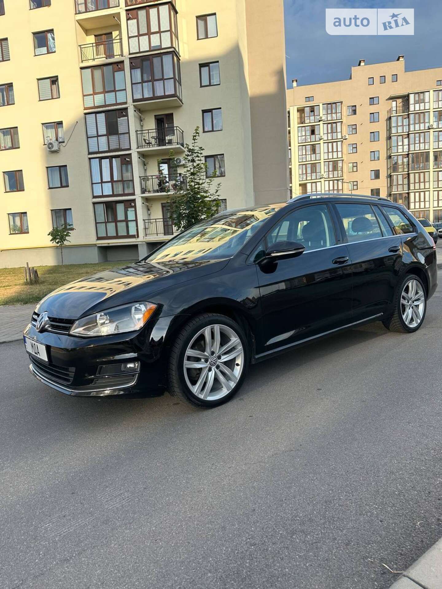 VOLKSWAGEN GOLF 2015