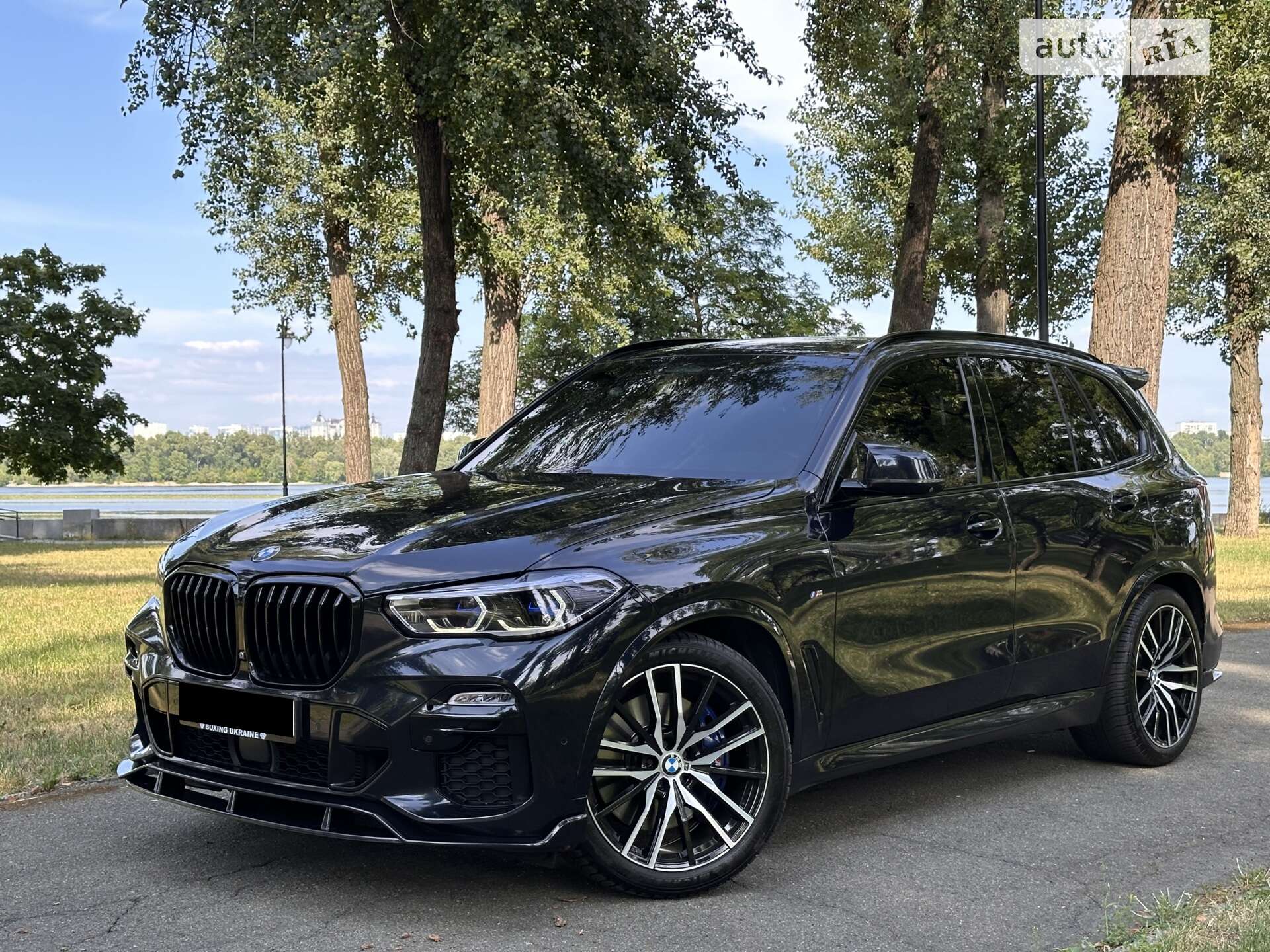 Головне фото звіту автомобіля BMW X5 2019