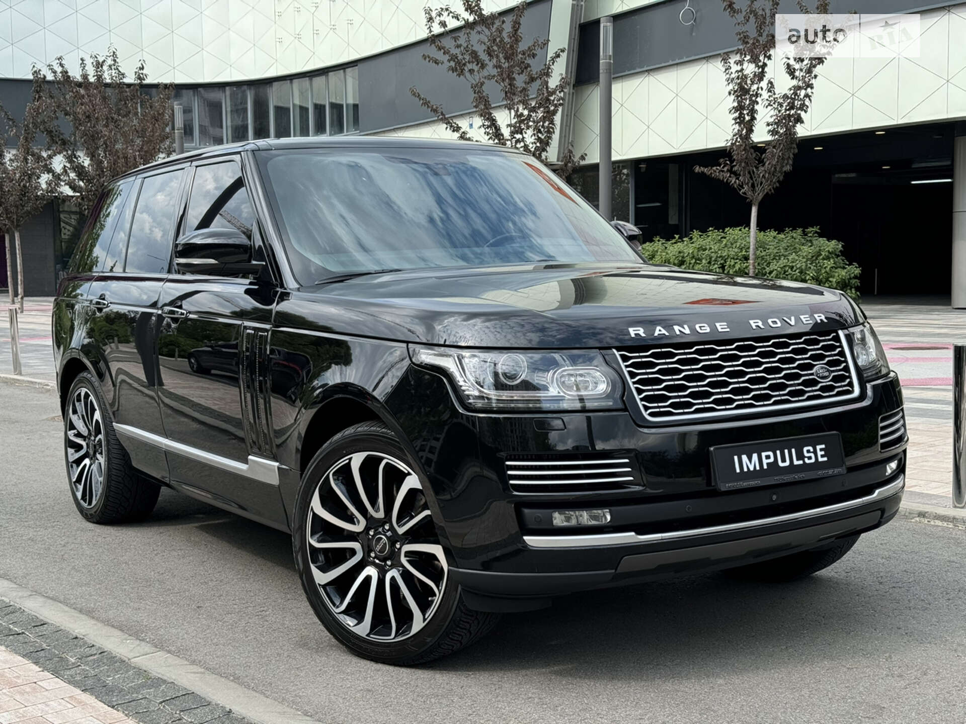 LAND ROVER RANGE ROVER