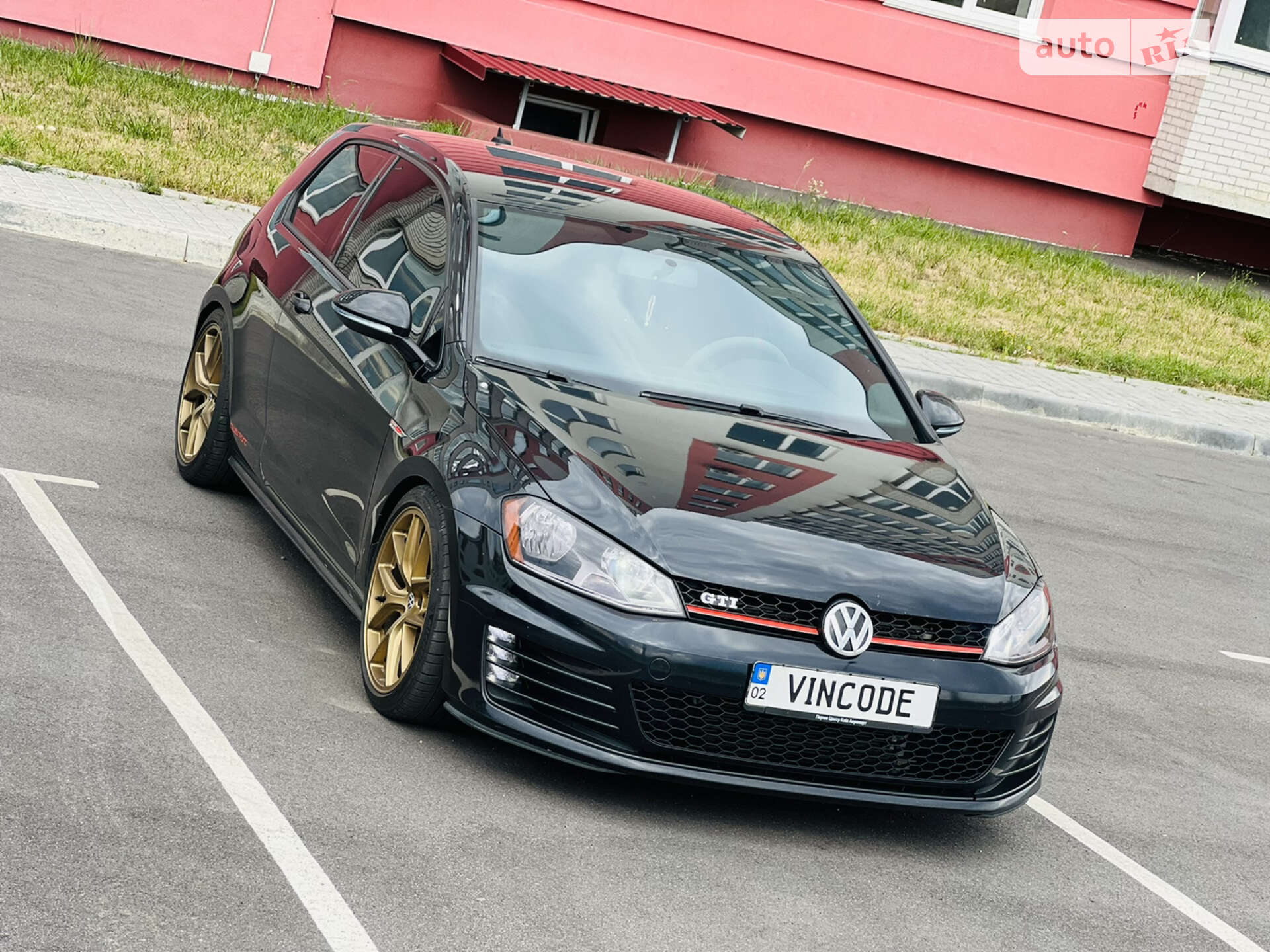 VOLKSWAGEN GOLF GTI