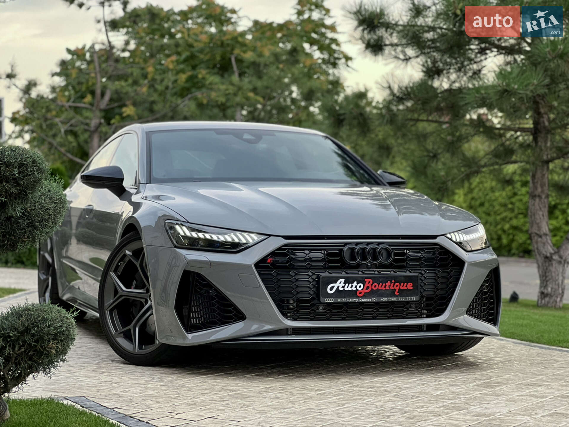 Головне фото звіту автомобіля AUDI RS7 2023