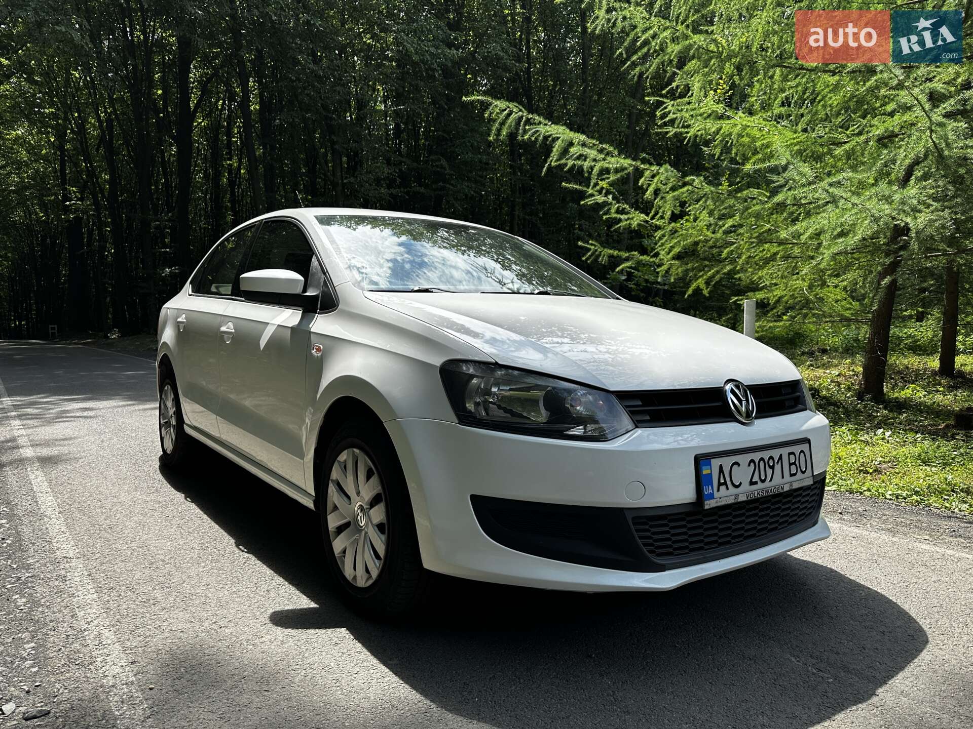 VOLKSWAGEN POLO 2011