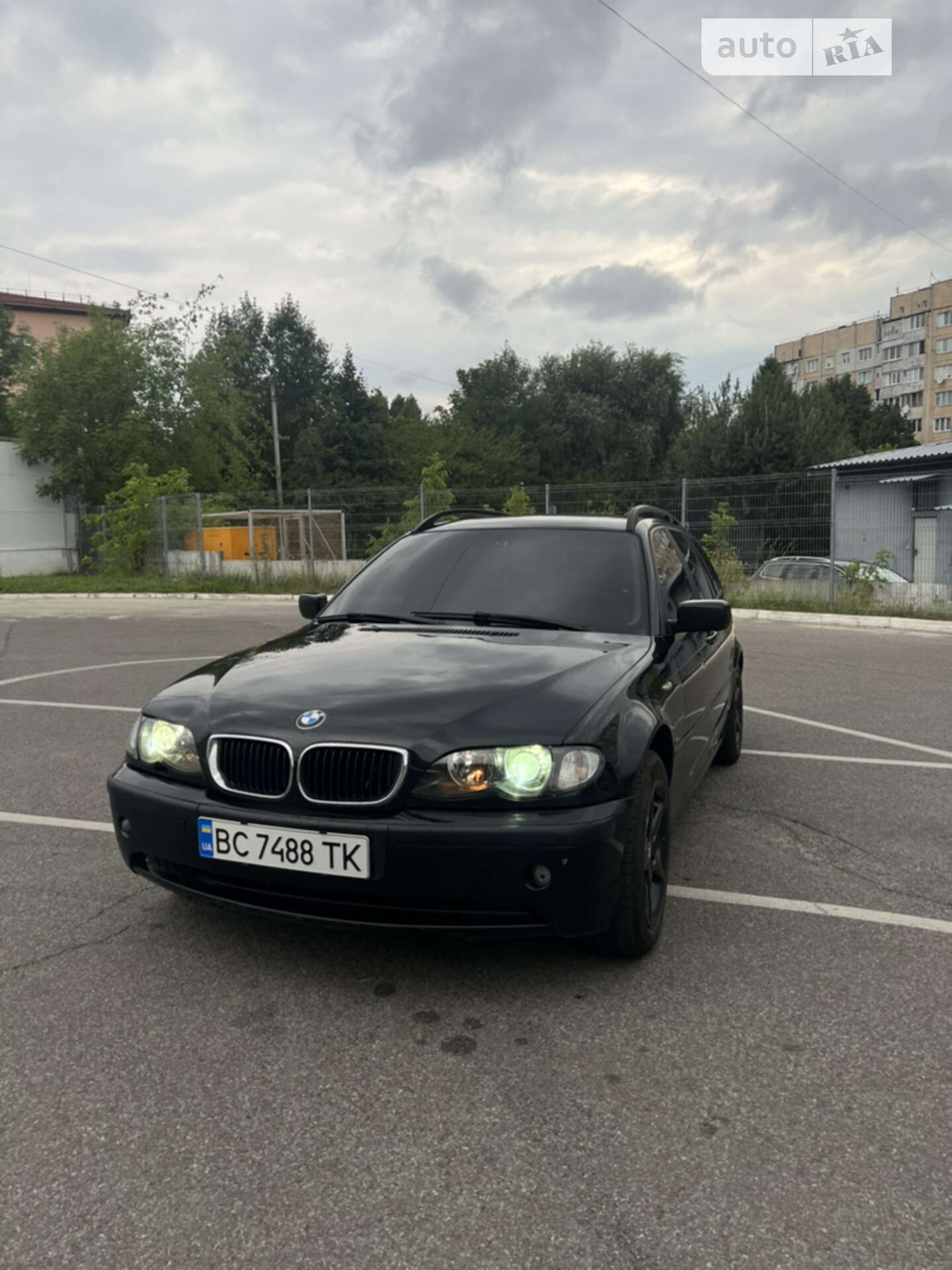 Головне фото звіту автомобіля BMW 320D 2003