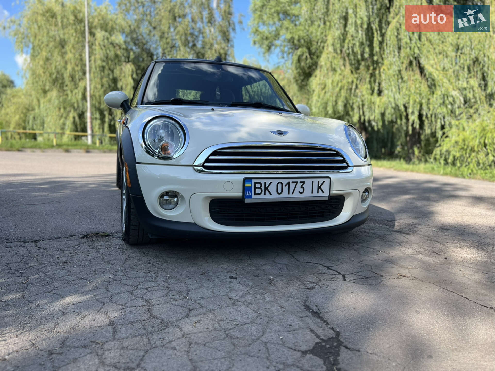 Головне фото звіту автомобіля MINI COOPER 2012