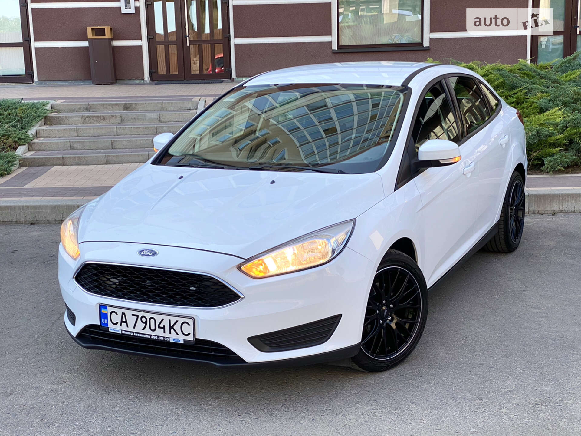 Головне фото звіту автомобіля FORD FOCUS 2018