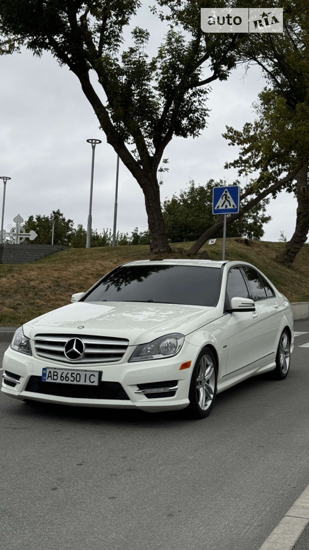 Mercedes-Benz C-Class 2012
