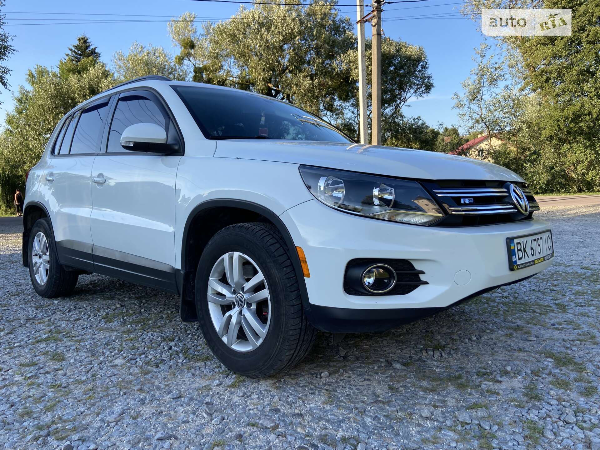 VOLKSWAGEN TIGUAN 2016