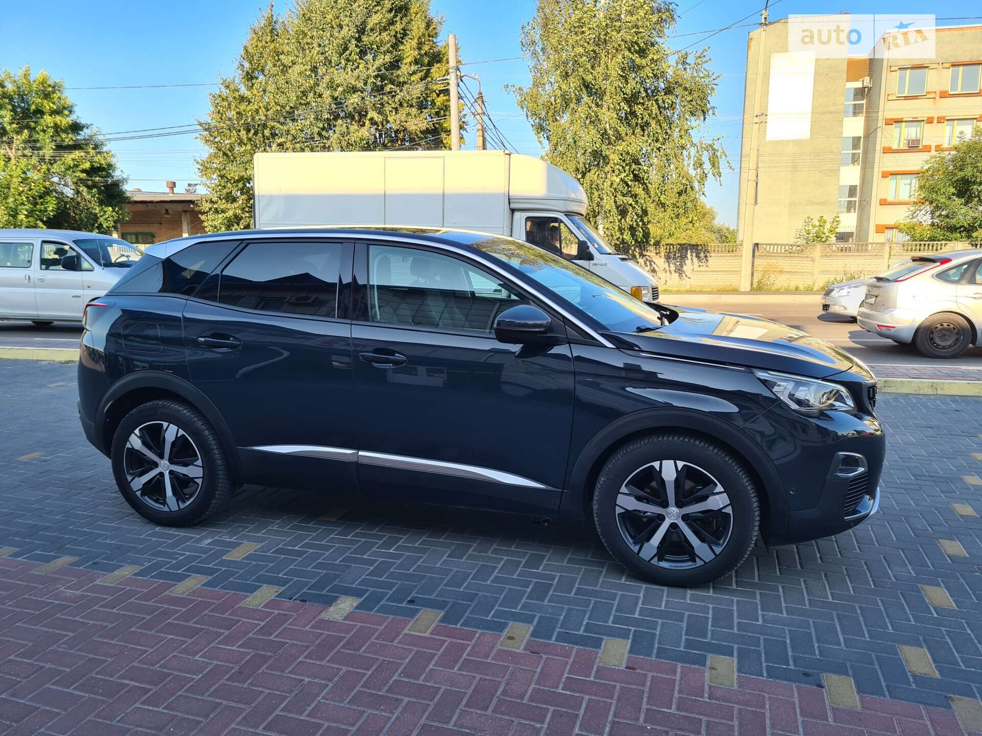 PEUGEOT 3008 2017