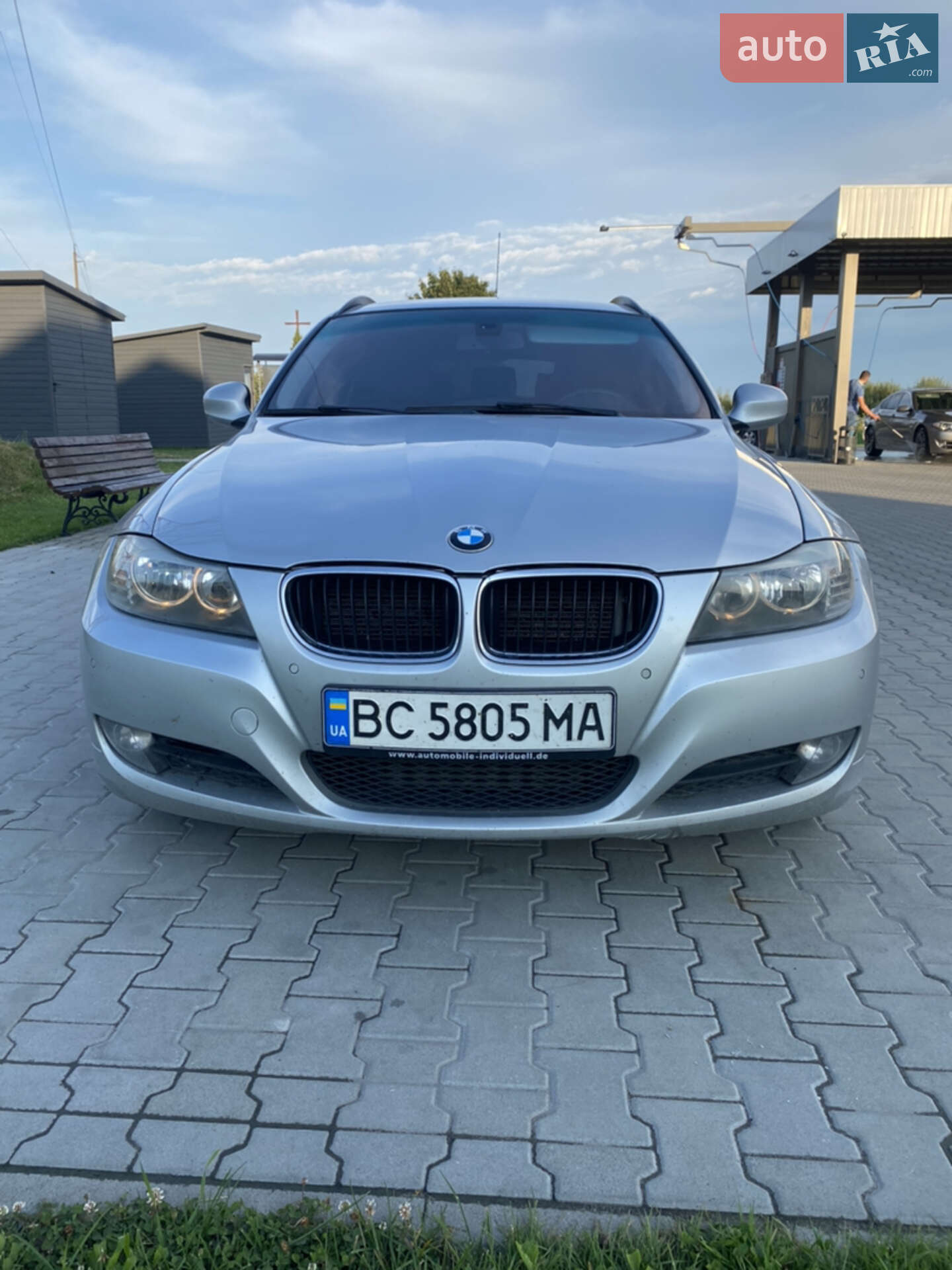 BMW 320 2010