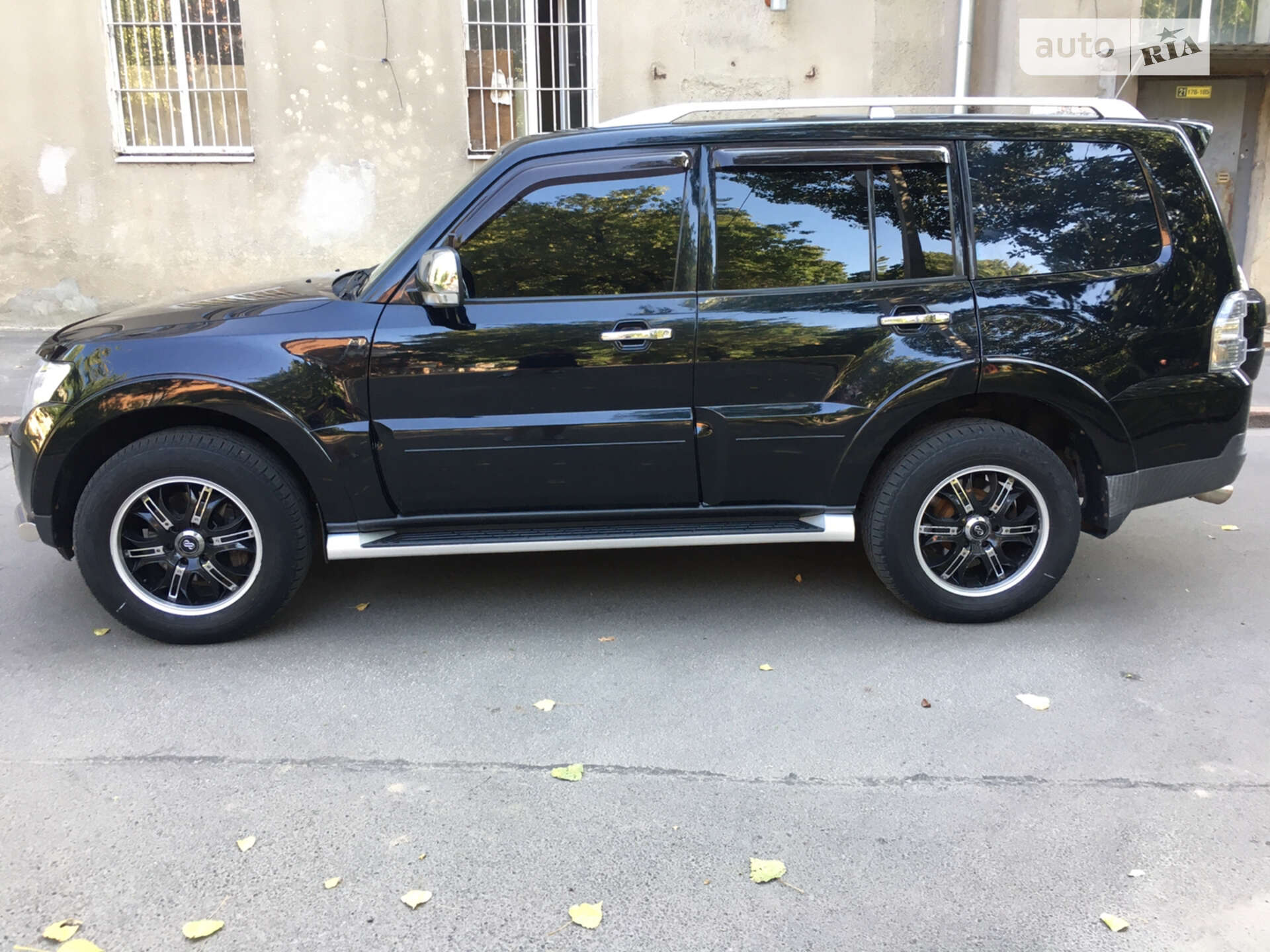 Головне фото звіту автомобіля MITSUBISHI PAJERO WAGON 2007