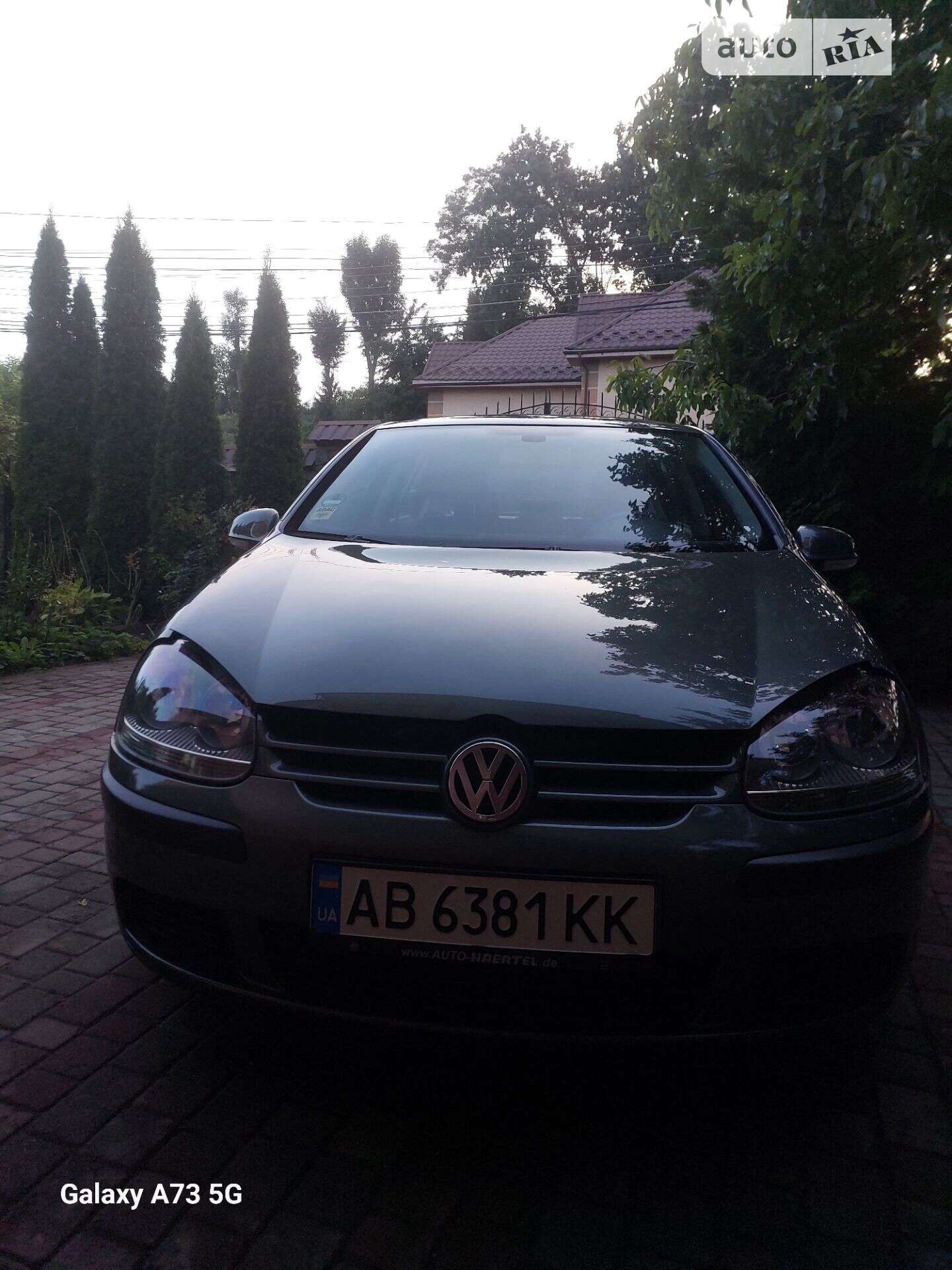 VOLKSWAGEN GOLF 2004