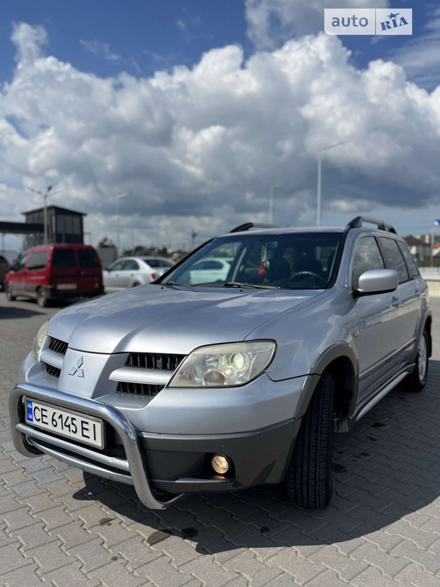 Головне фото звіту автомобіля MITSUBISHI OUTLANDER 2005