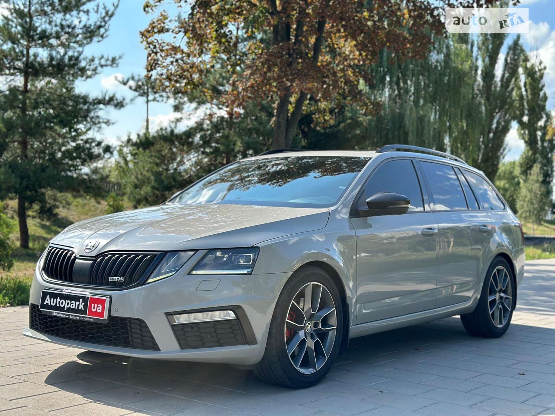 SKODA OCTAVIA COMBI 2017