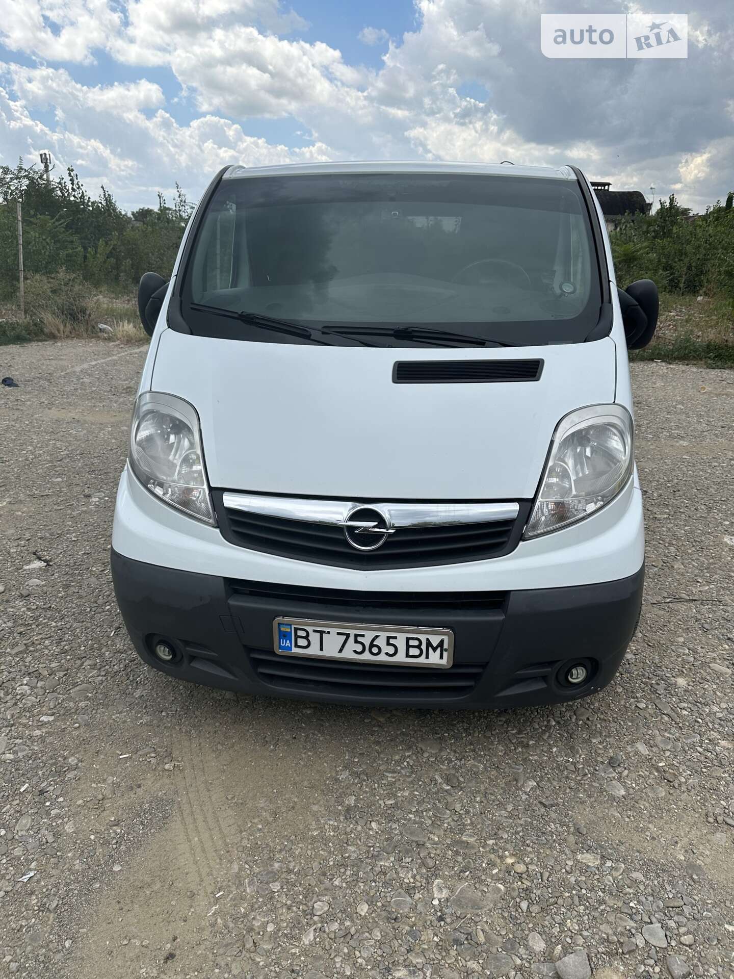 OPEL VIVARO 2014