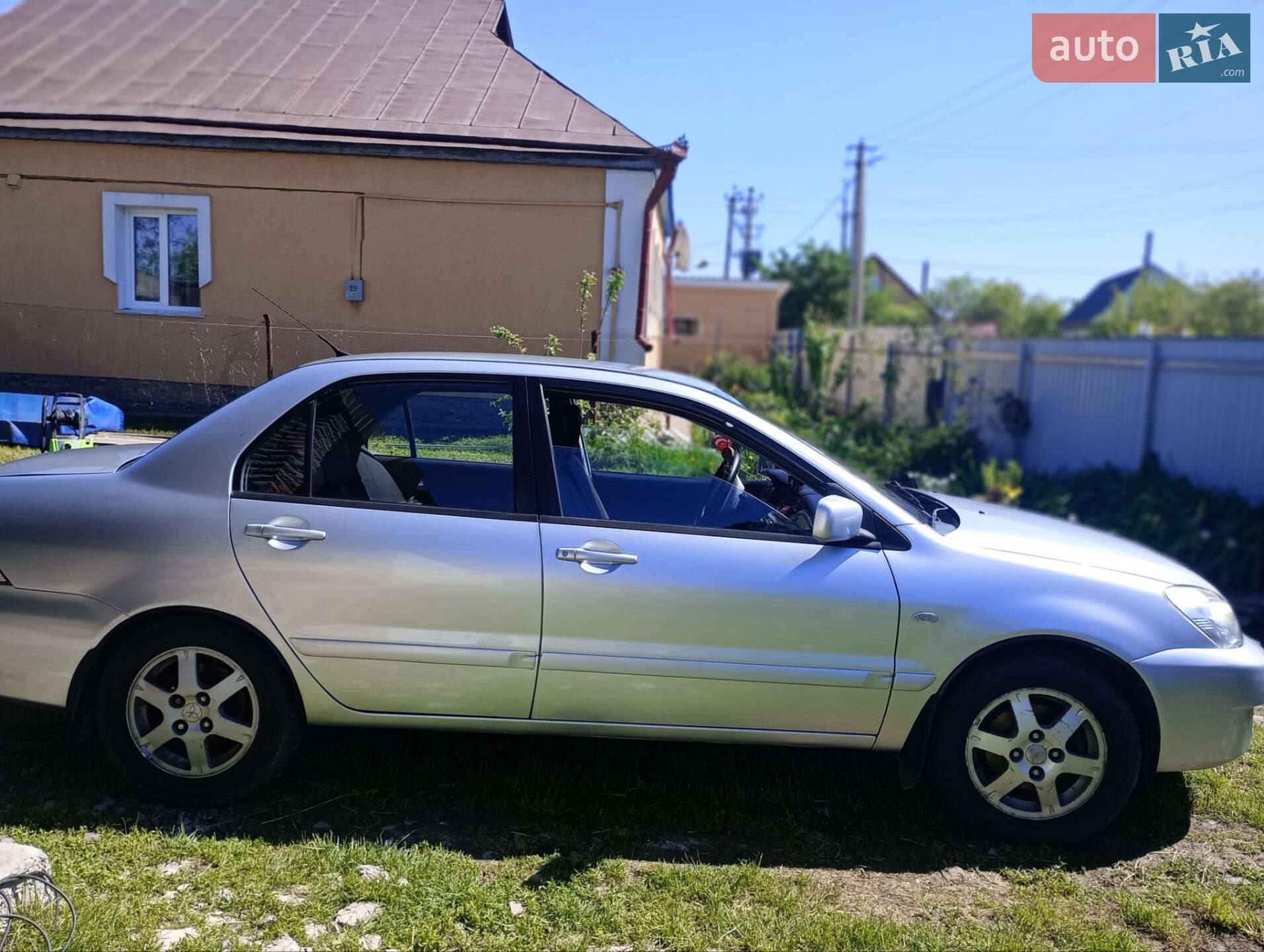 MITSUBISHI LANCER 2006