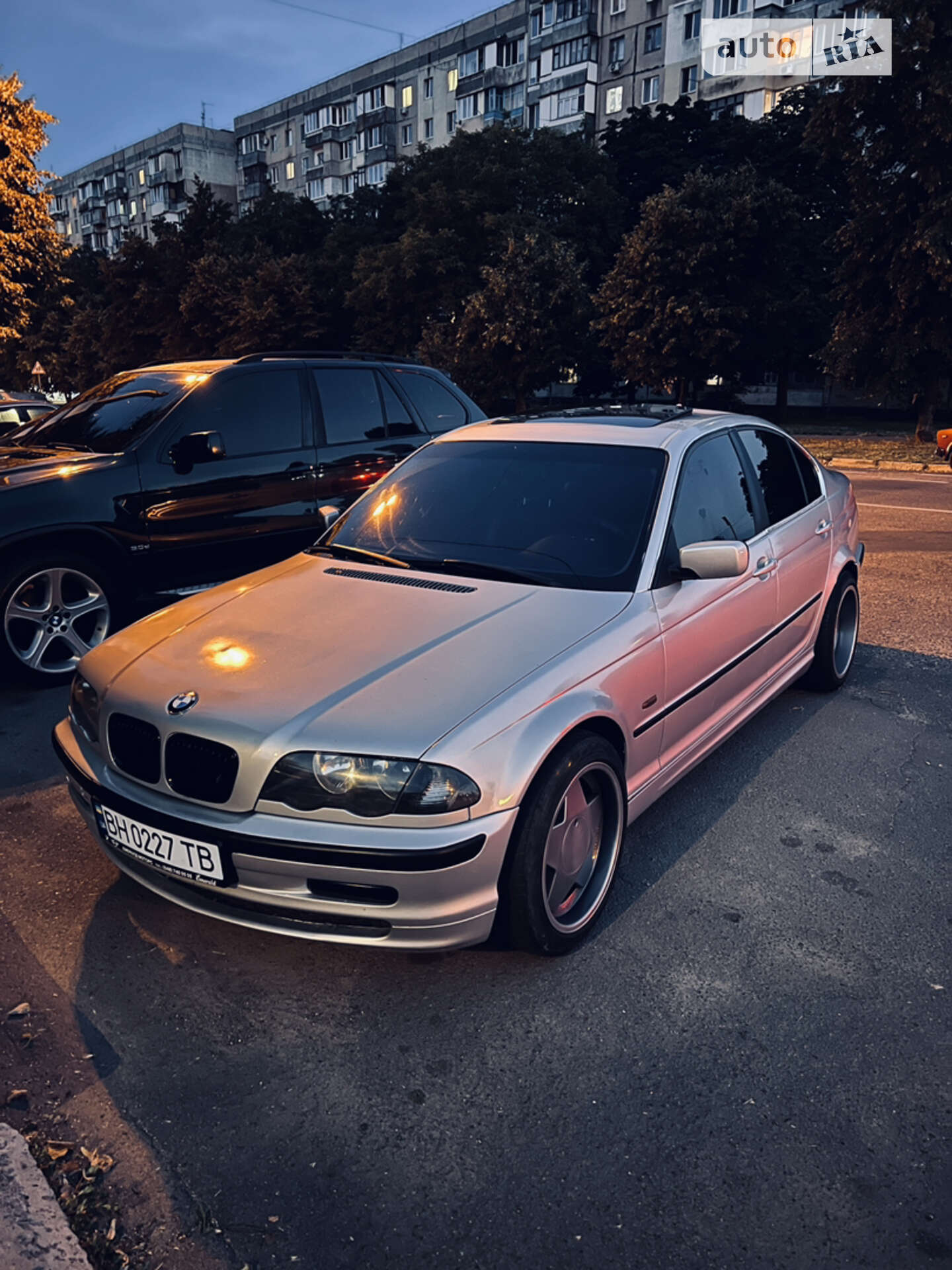 BMW 323I 1999